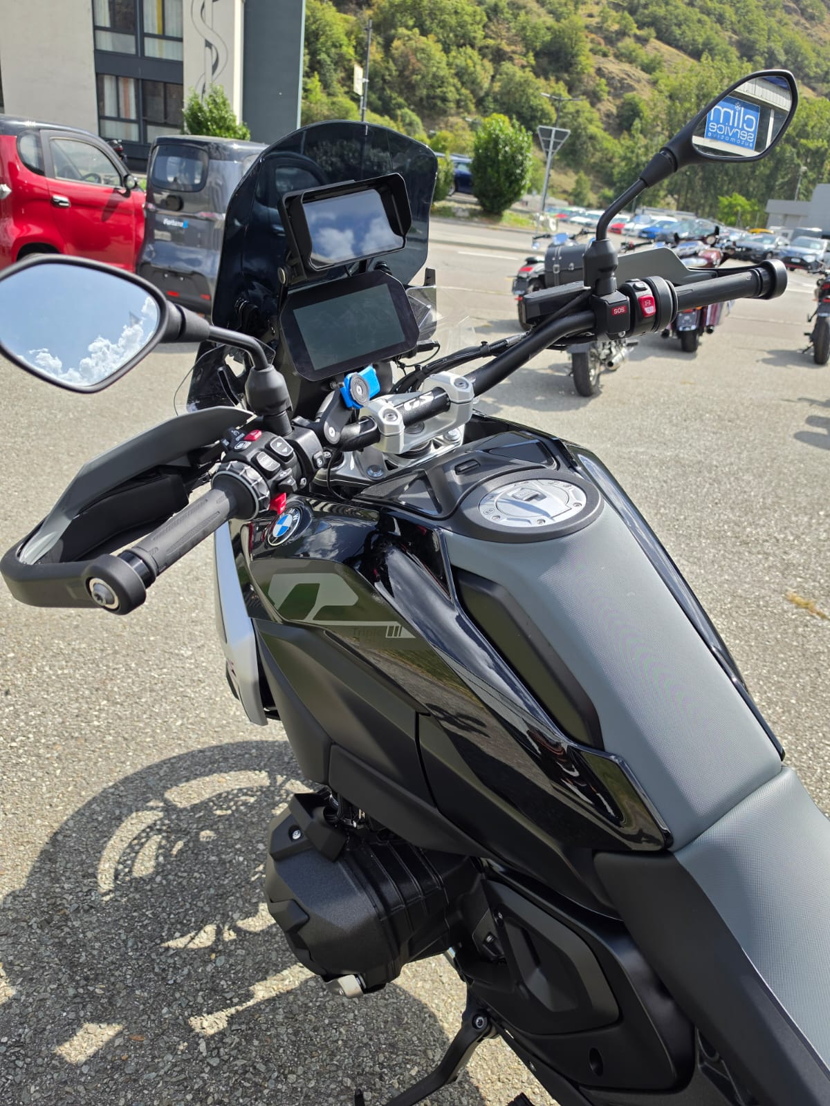 BMW R 1300 GS-image-4