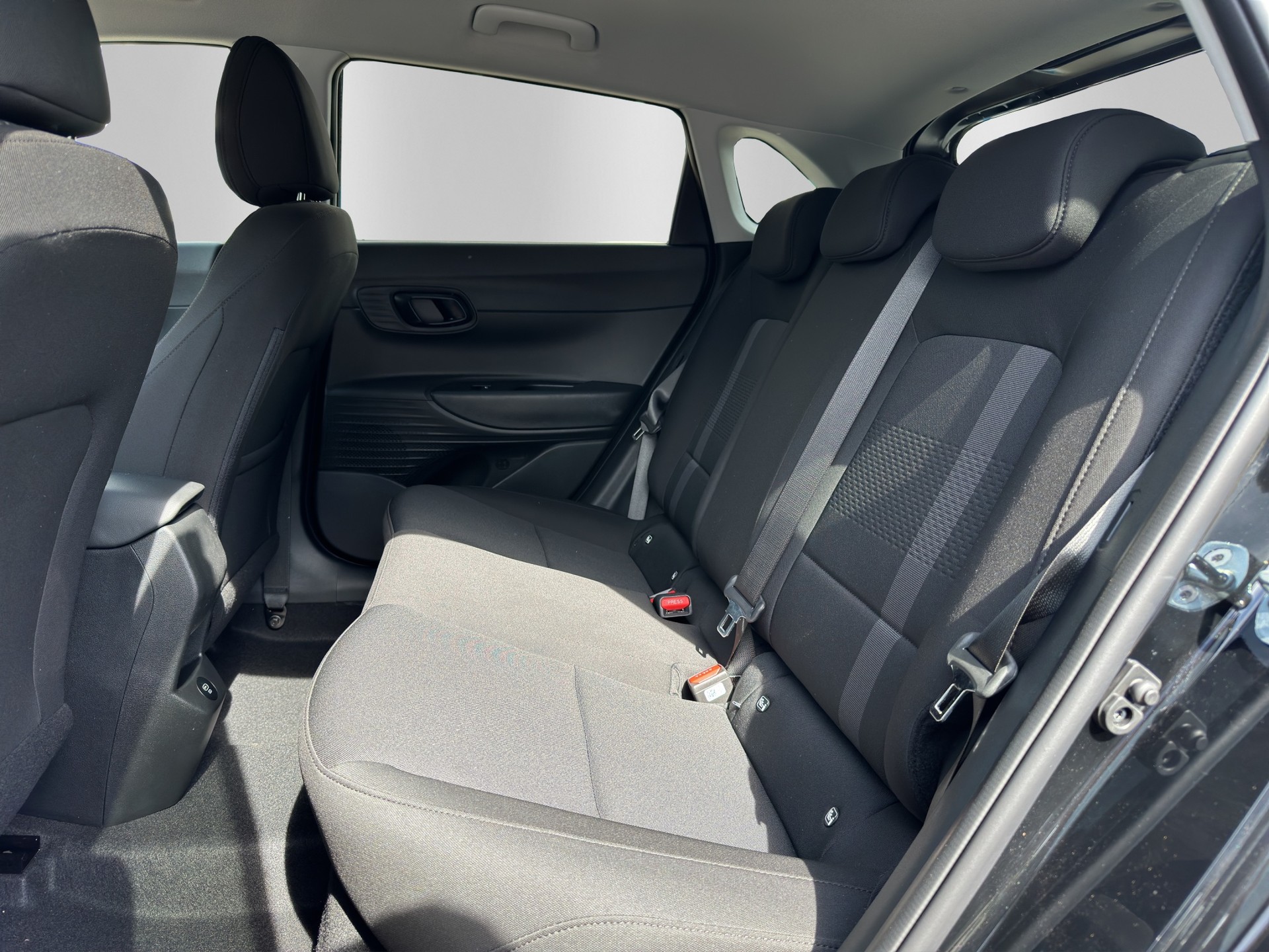 HYUNDAI i20 1.0 T-GDi Amp.GO! DCT-image-10
