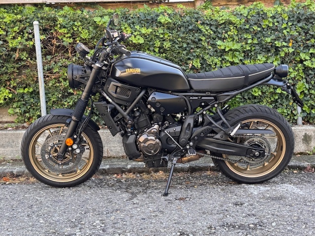 YAMAHA XSR 700 XTribute (35kW)-image-0
