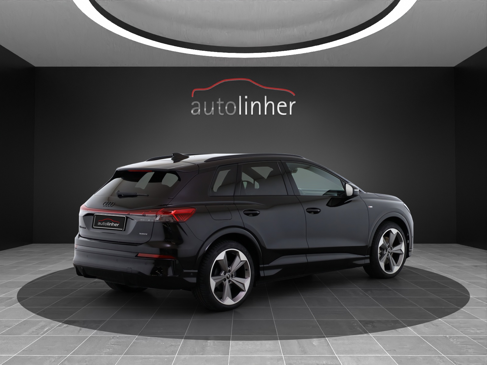 AUDI Q4 e-tron SUV quattro-image-4