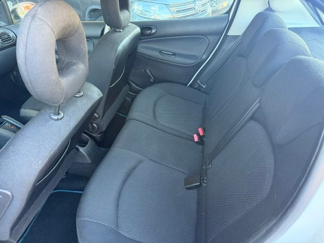 PEUGEOT 206 1.4 Trendy-image-8