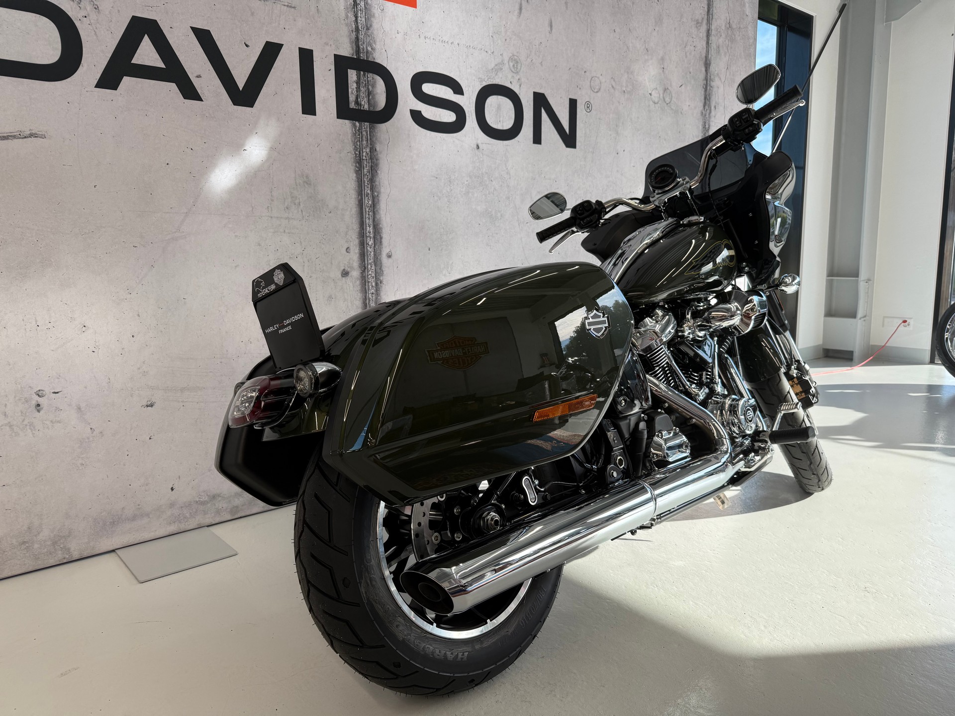 HARLEY-DAVIDSON FXLRST Low Rider ST 117ci-image-2