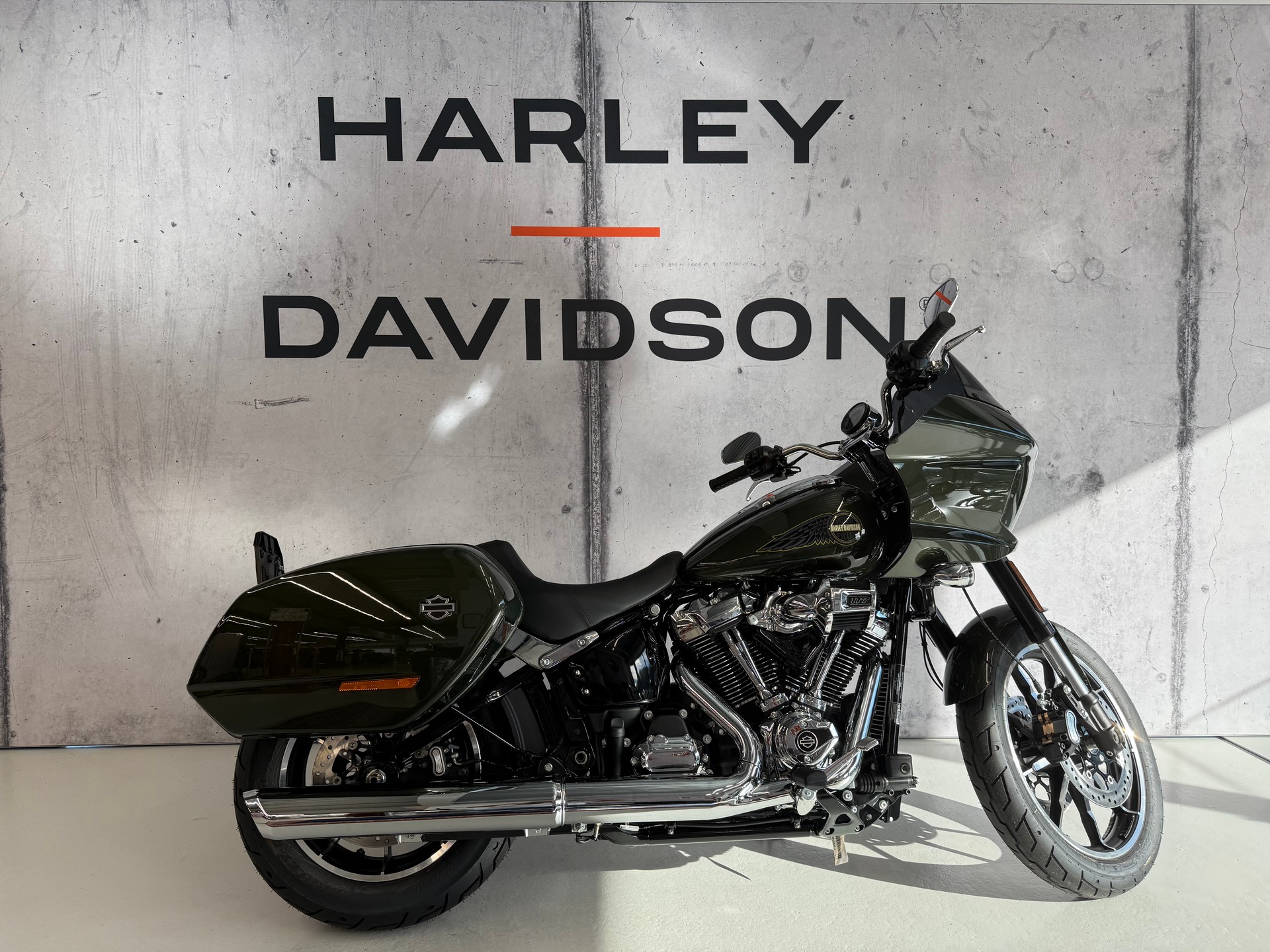 HARLEY-DAVIDSON FXLRST Low Rider ST 117ci-image-0