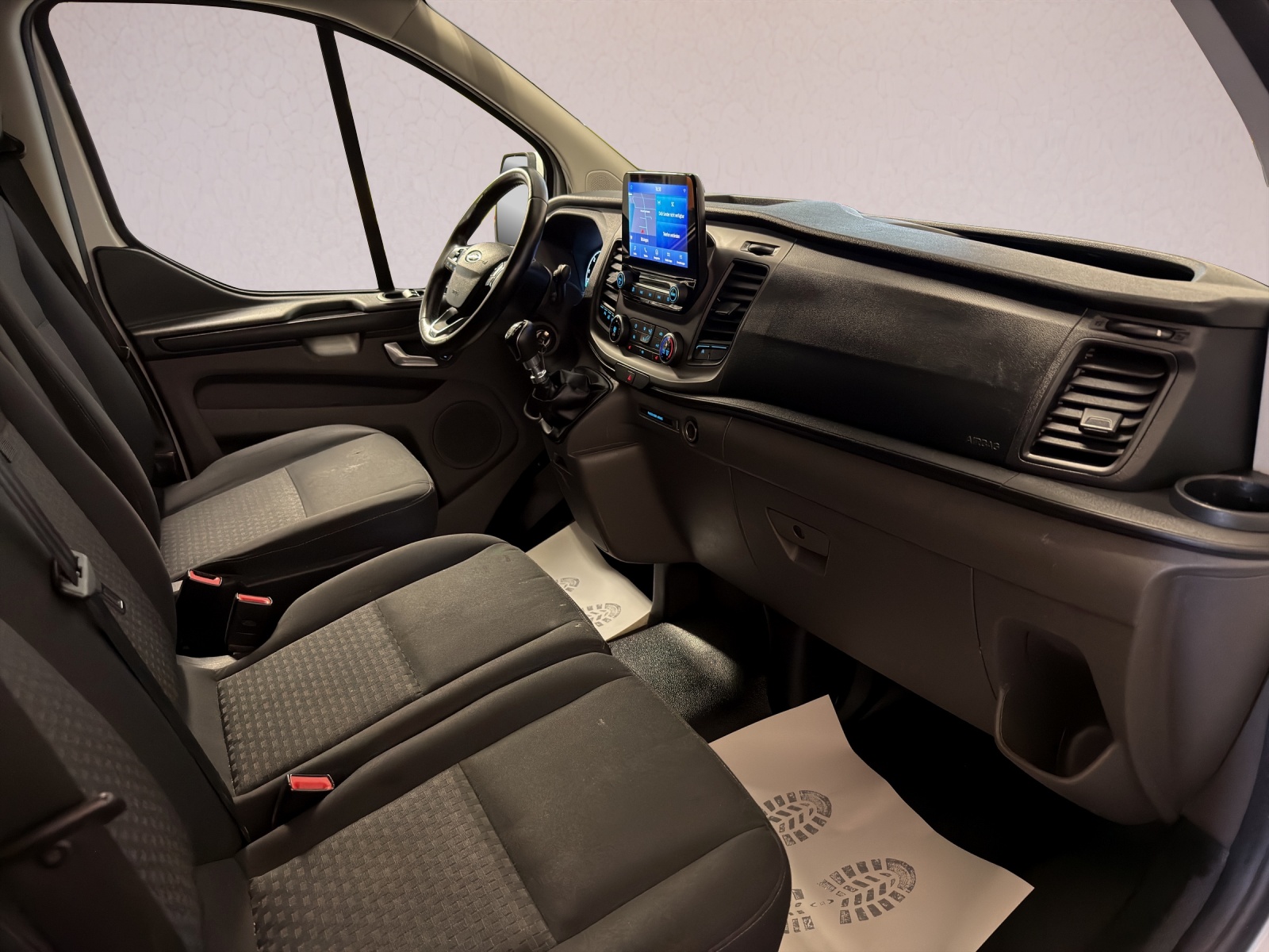 FORD Transit Custom Van 320 L2H1 Trend-image-15