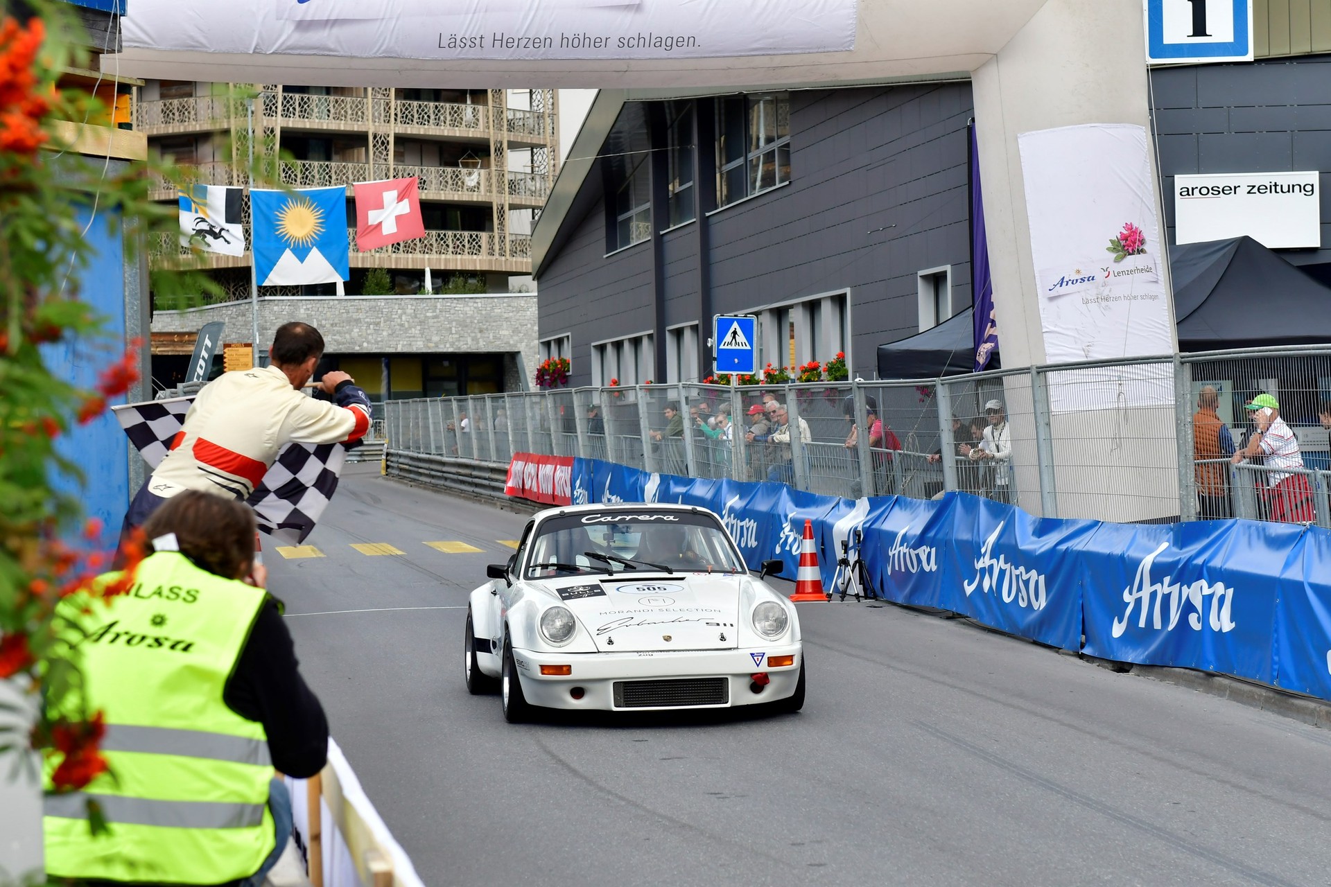 PORSCHE 911 RS-image-6