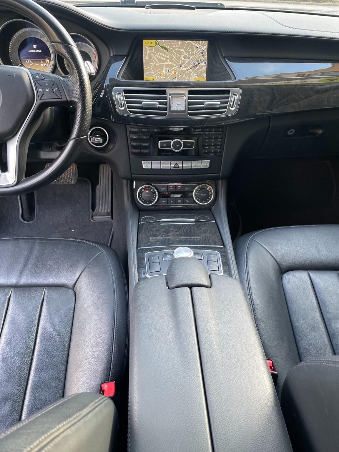 MERCEDES-BENZ CLS 350 CDI 4Matic 7G-Tronic-image-12