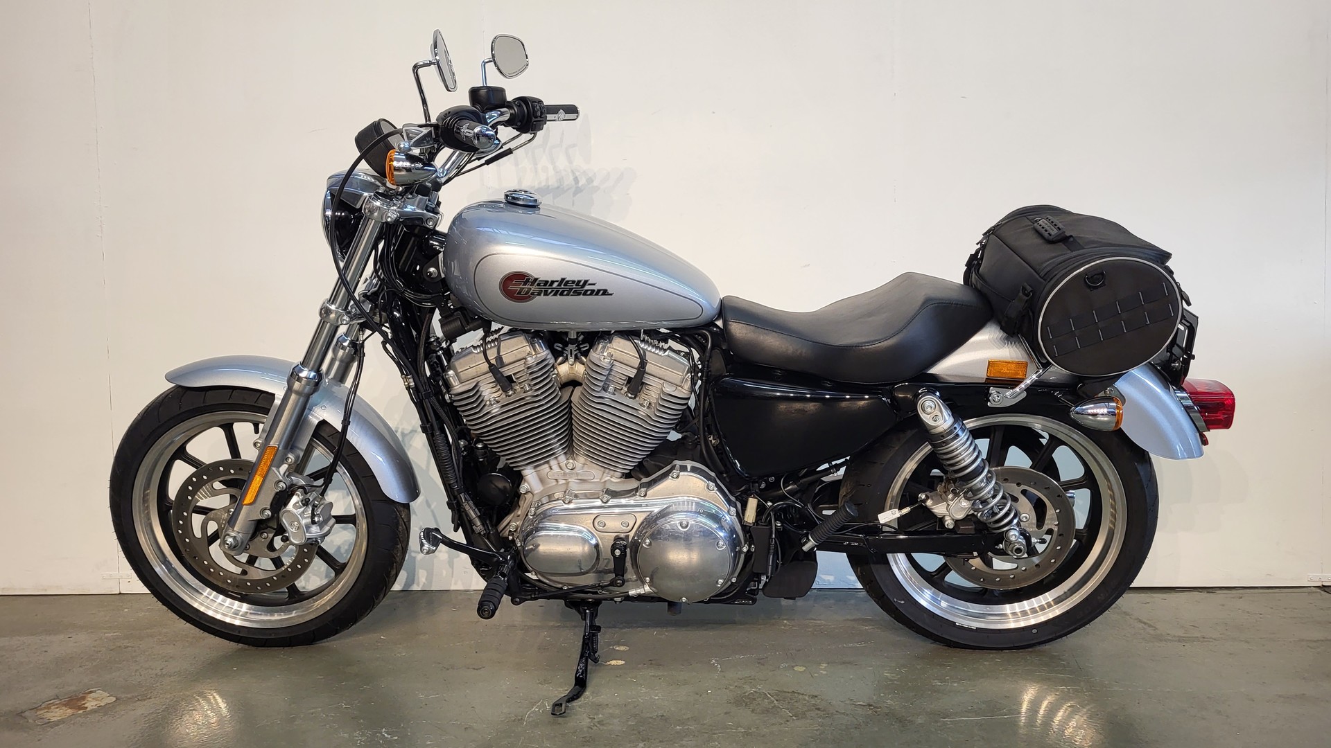 HARLEY-DAVIDSON XL 883 L Sportster Super Low ABS-image-1