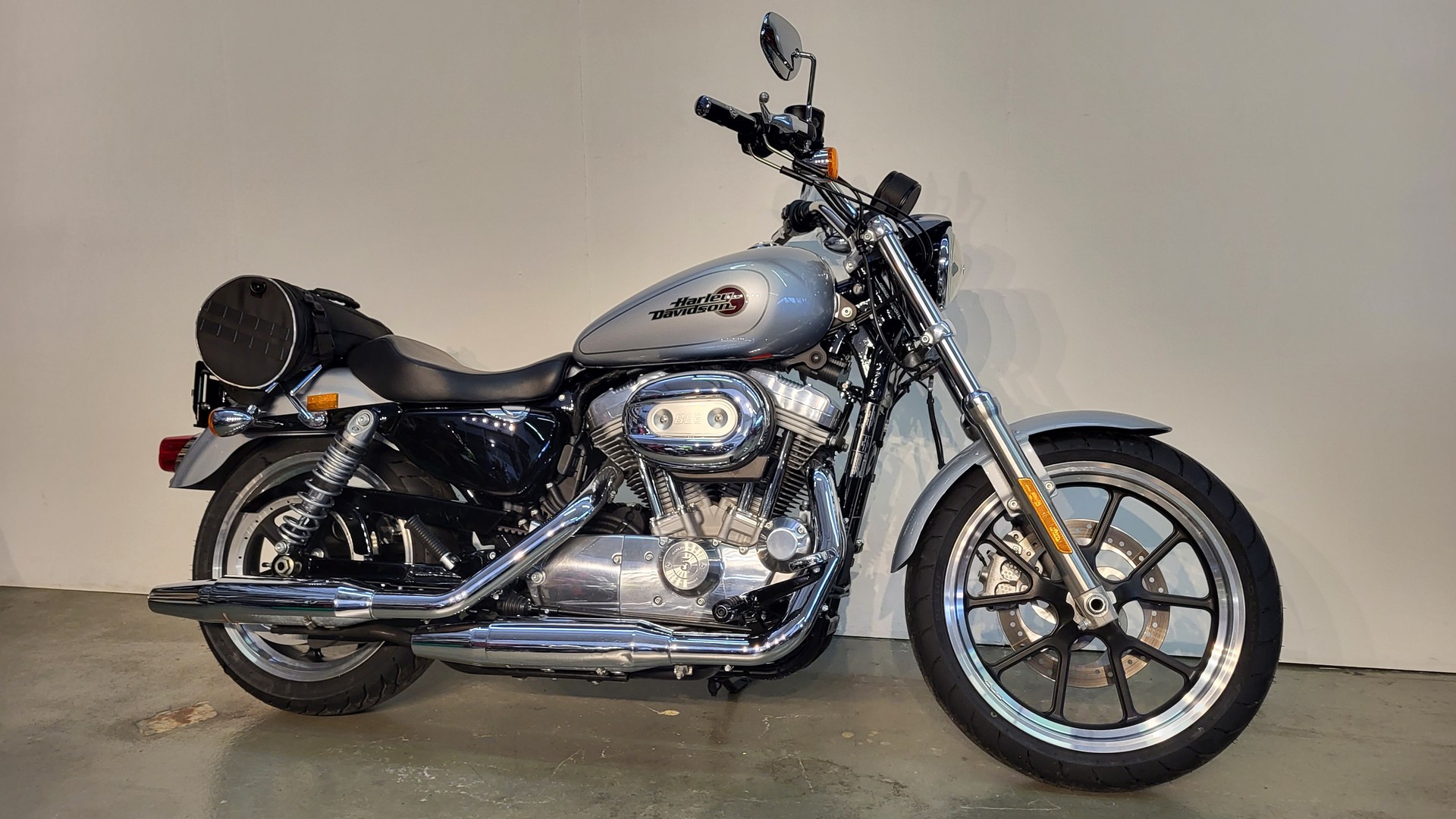 HARLEY-DAVIDSON XL 883 L Sportster Super Low ABS-image-2