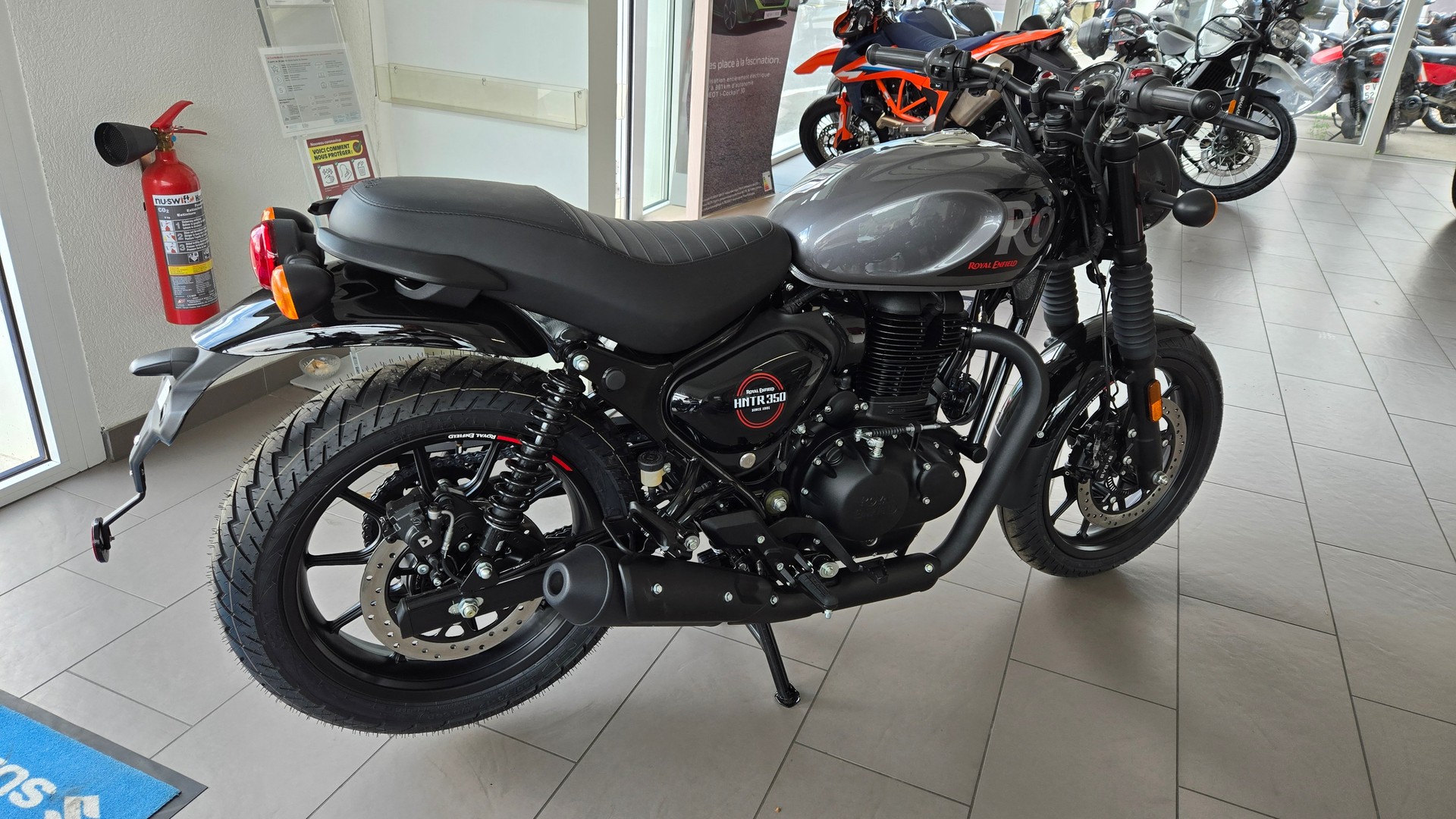 ROYAL ENFIELD Hntr 350 Dapper-image-5