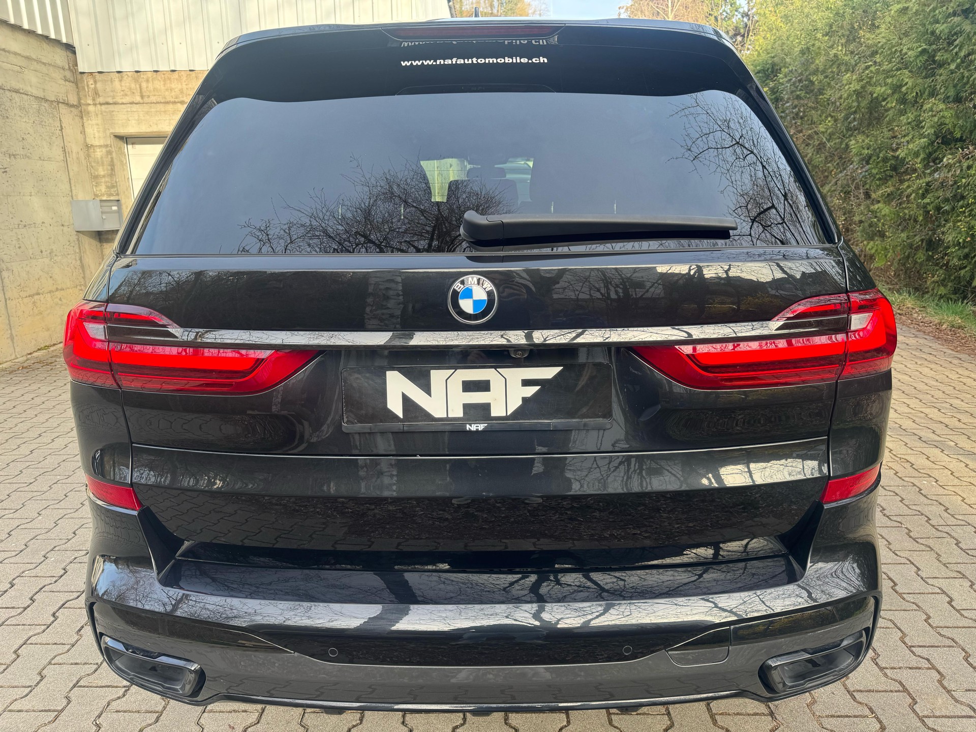 BMW X7 xDrive M50d Steptronic / 7-Plätzer-showroom-element-3