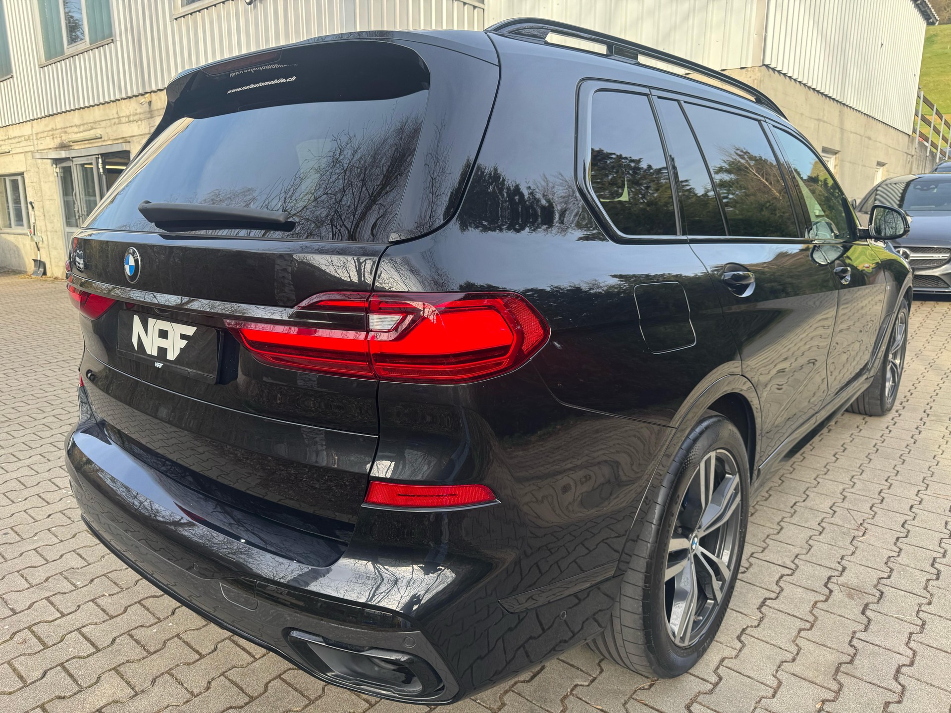 BMW X7 xDrive M50d Steptronic / 7-Plätzer-image-4