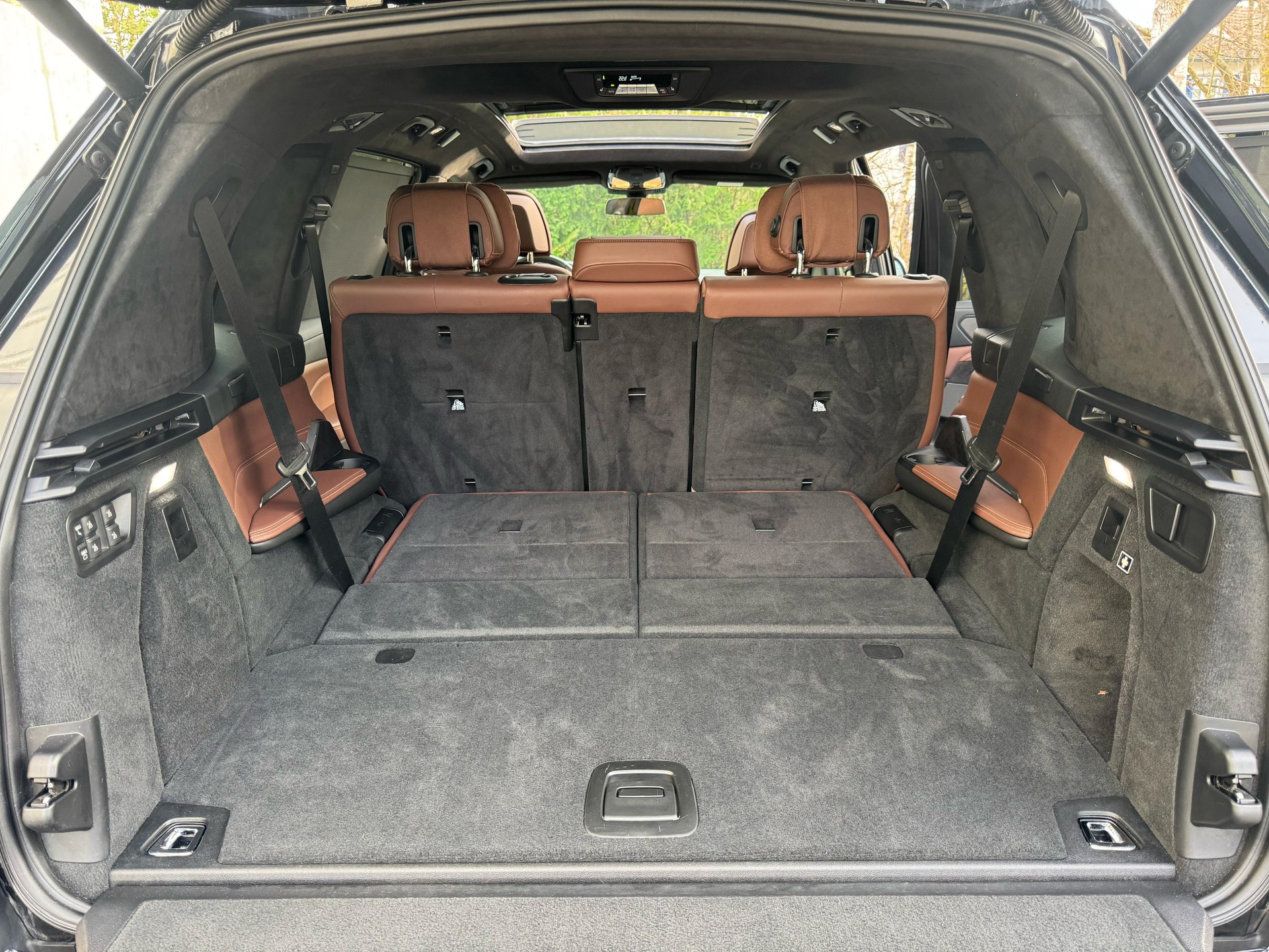 BMW X7 xDrive M50d Steptronic / 7-Plätzer-image-16