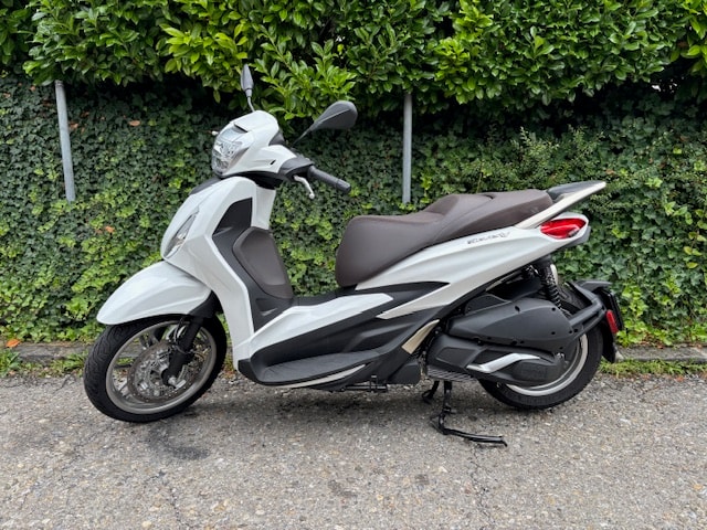 PIAGGIO Beverly 300-image-0