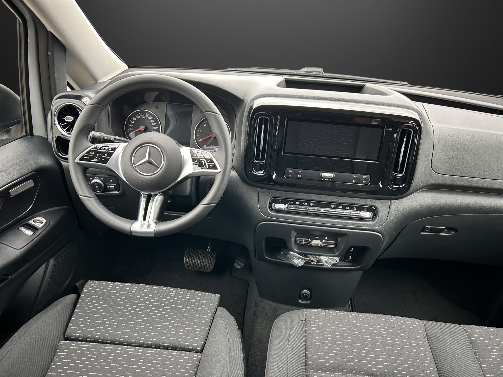 MERCEDES-BENZ Vito 119 CDI Lang Tourer 9G-Tronic 4M Select-image-8