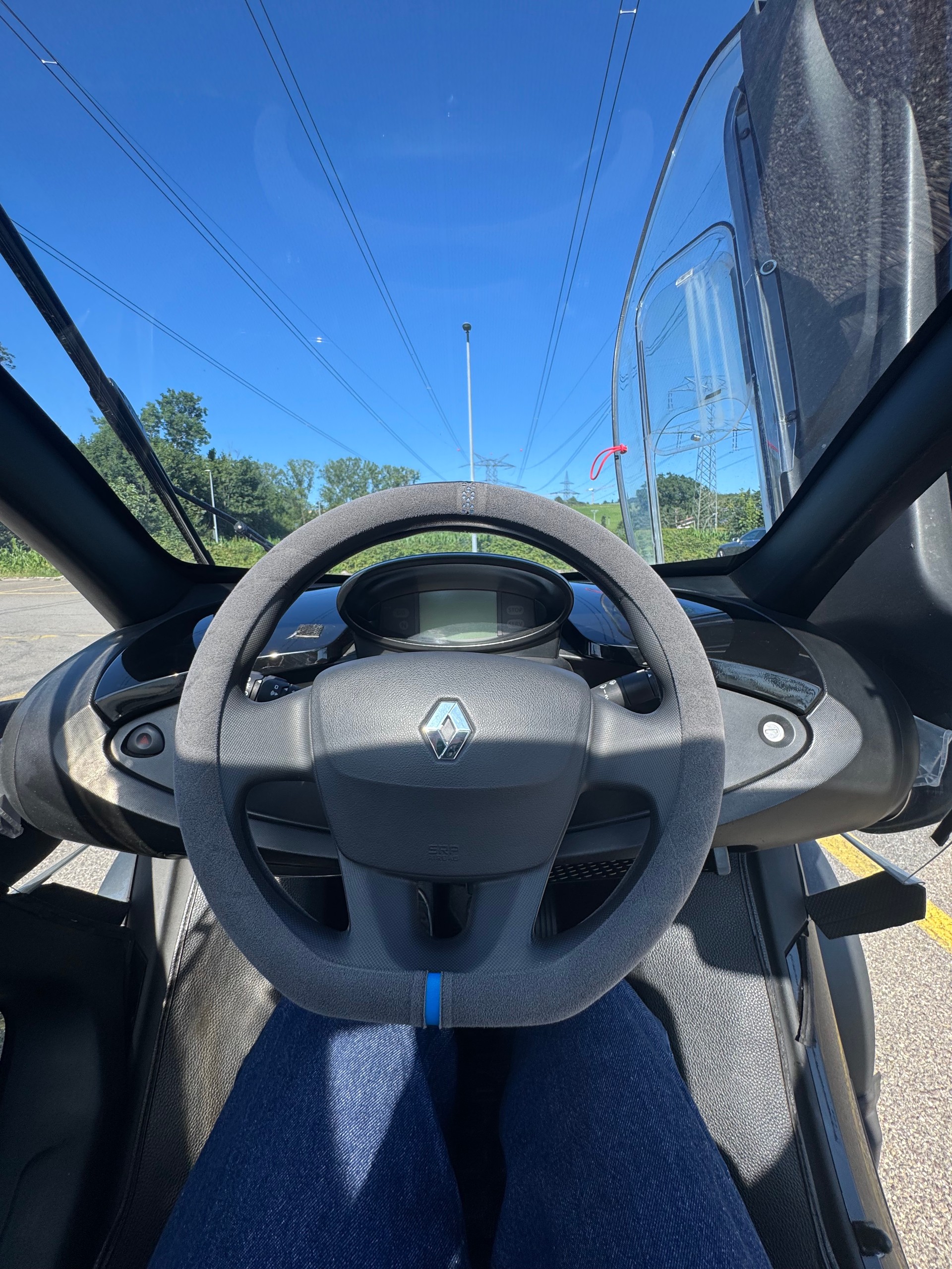RENAULT Twizy Z.E. Sport Edition (incl. battery)-image-8