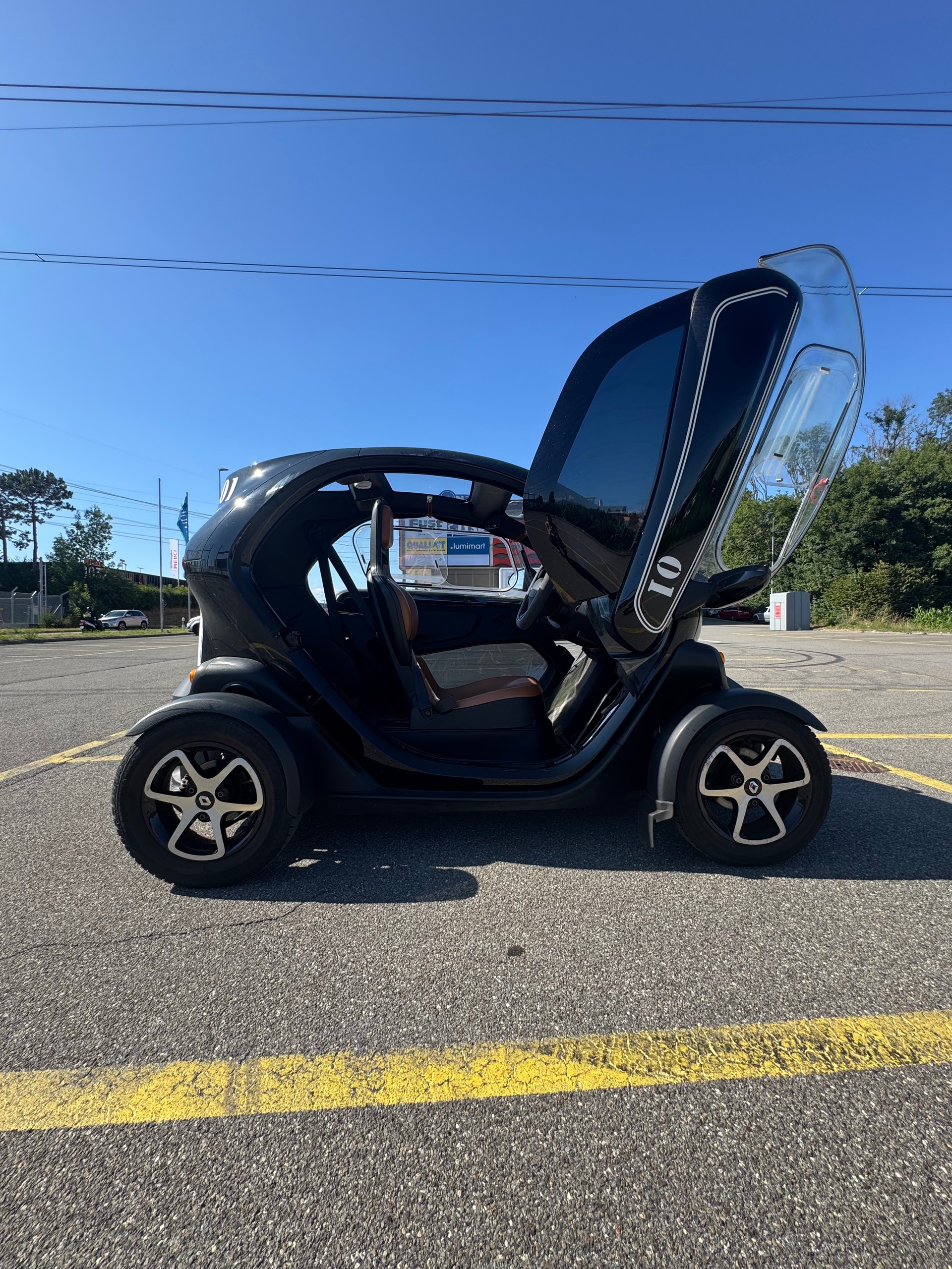 RENAULT Twizy Z.E. Sport Edition (incl. battery)-image-4