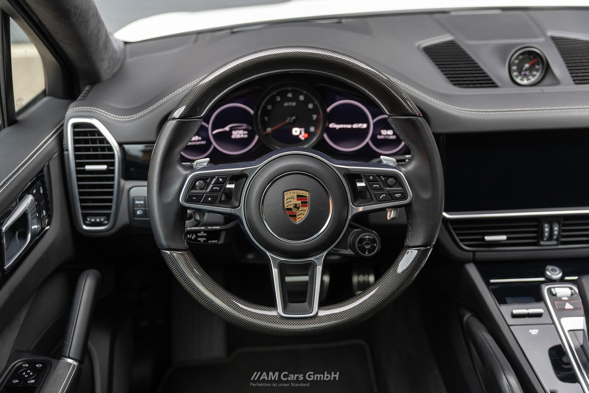 PORSCHE Cayenne GTS Coupé-image-8