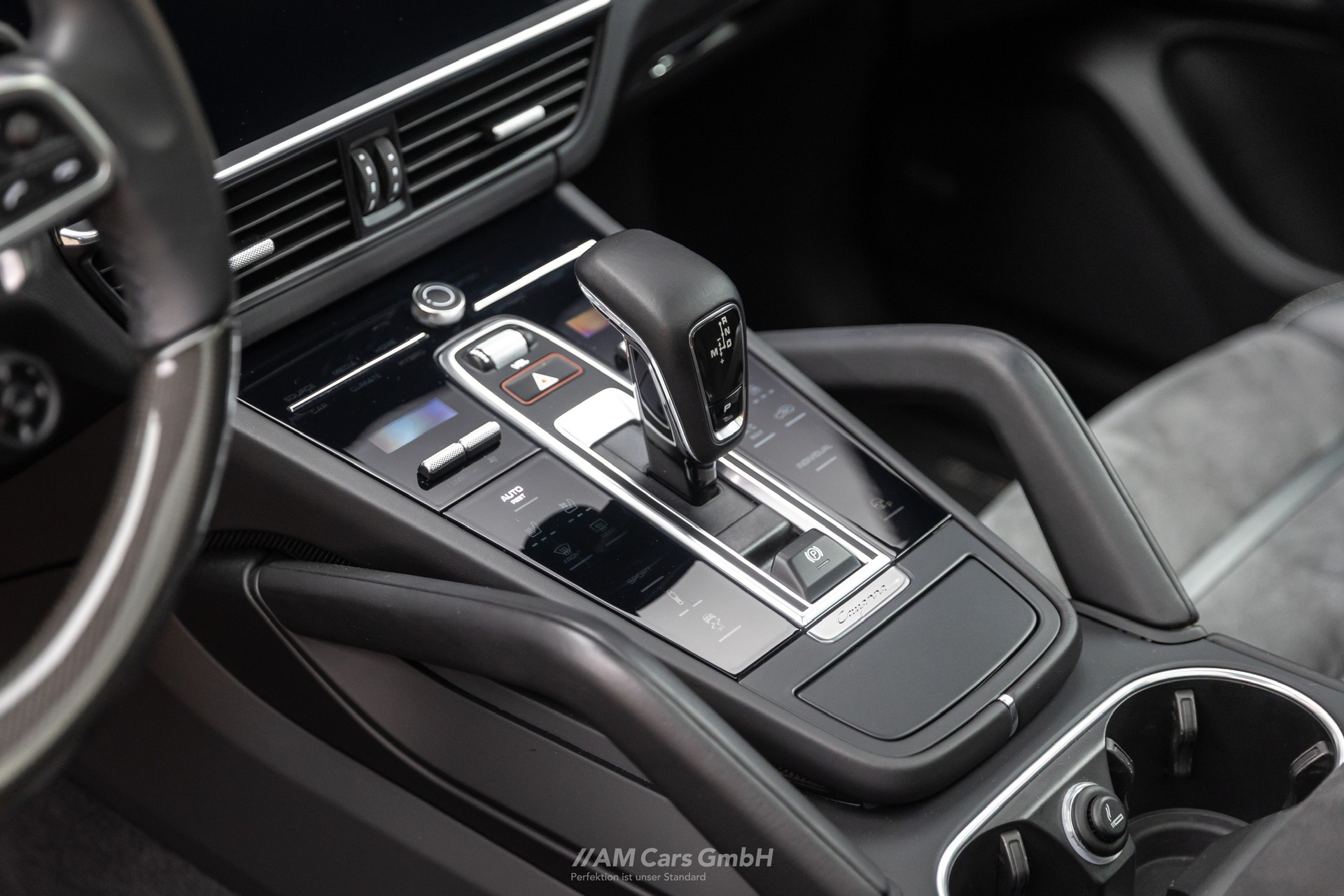 PORSCHE Cayenne GTS Coupé-image-10