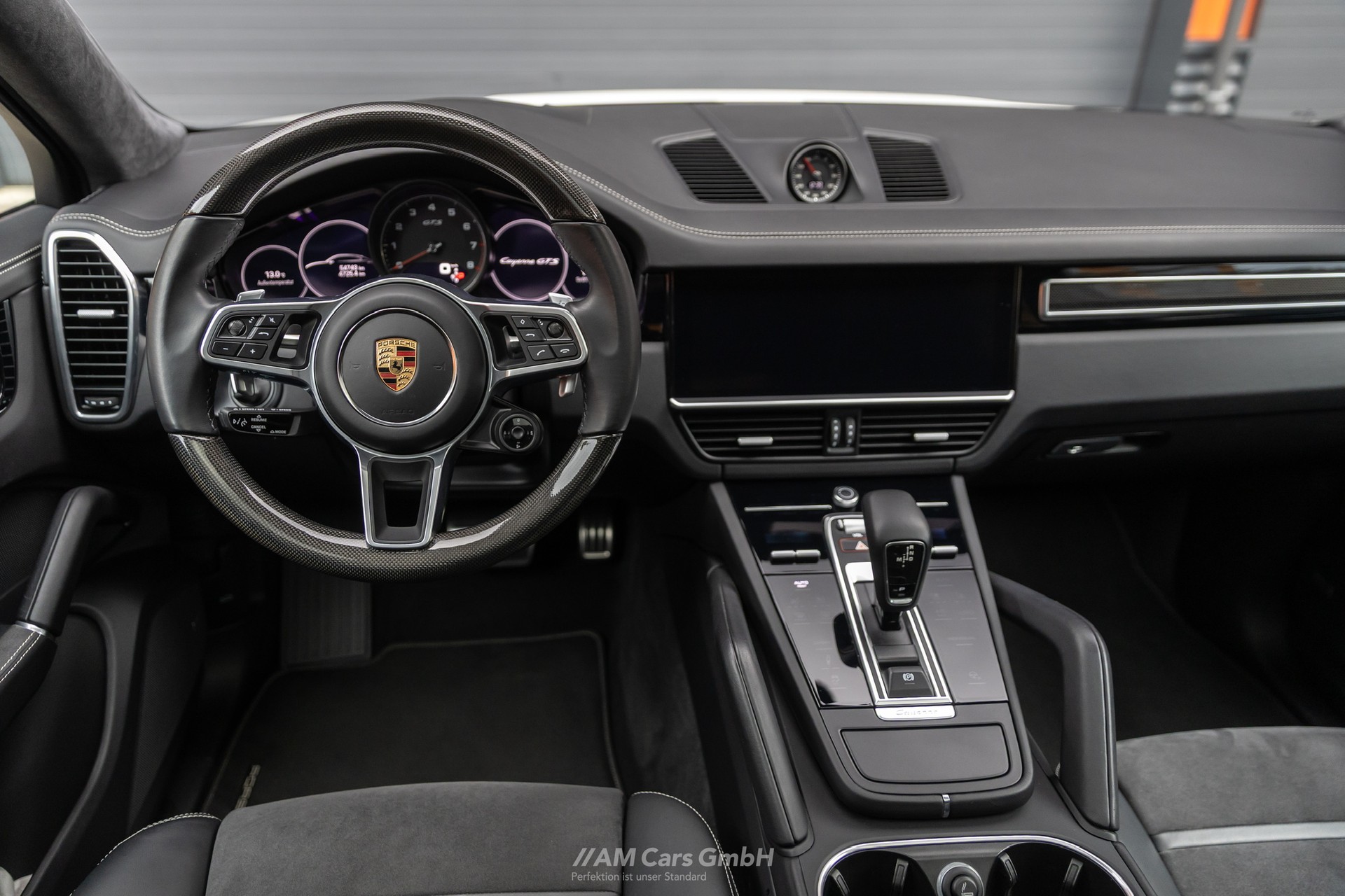PORSCHE Cayenne GTS Coupé-image-9