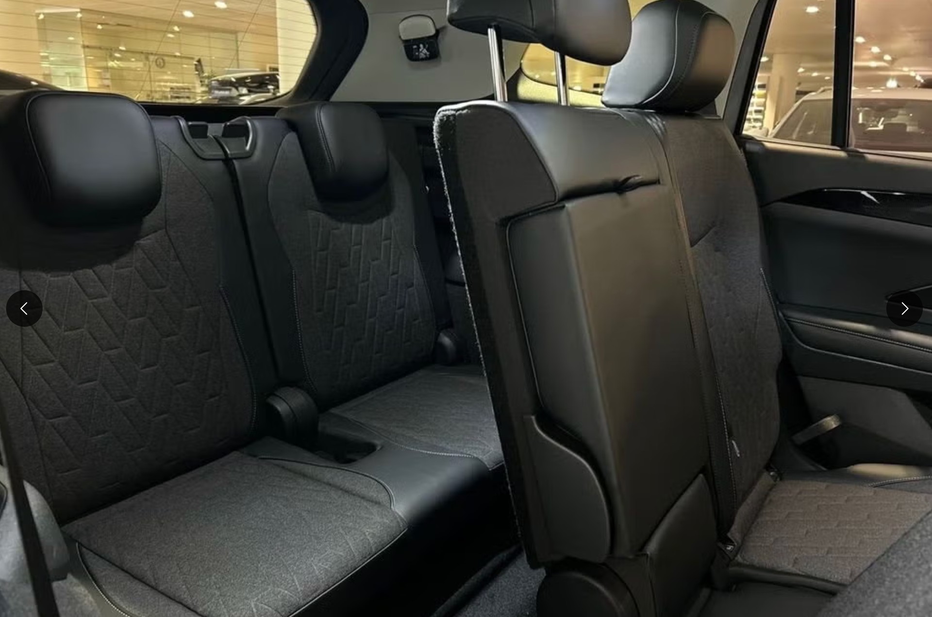 VW Tayron 2.0 TSI Life DSG-image-9