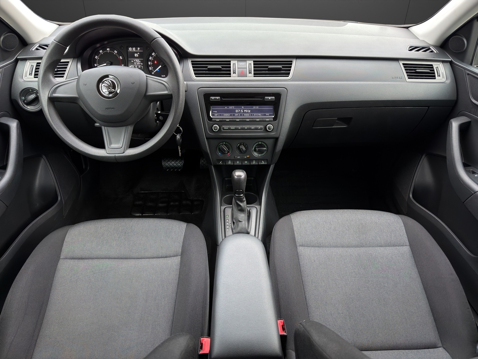 SKODA Rapid Spaceback 1.4 TSI Active DSG-image-10