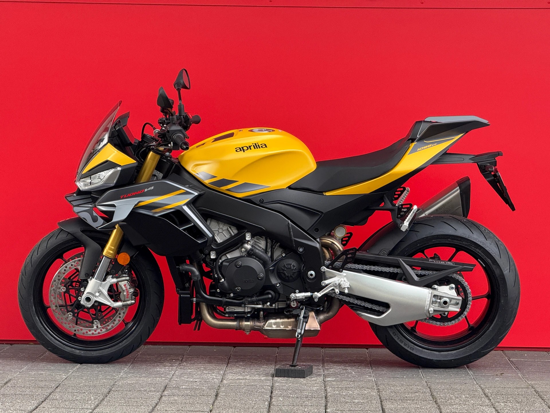 APRILIA Tuono V4 1100-image-3