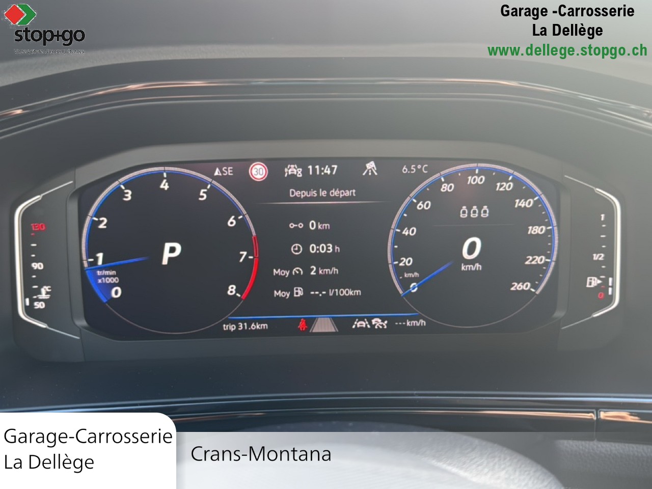 VW T-Roc 2.0 TSI R-Line DSG 4Motion-image-11