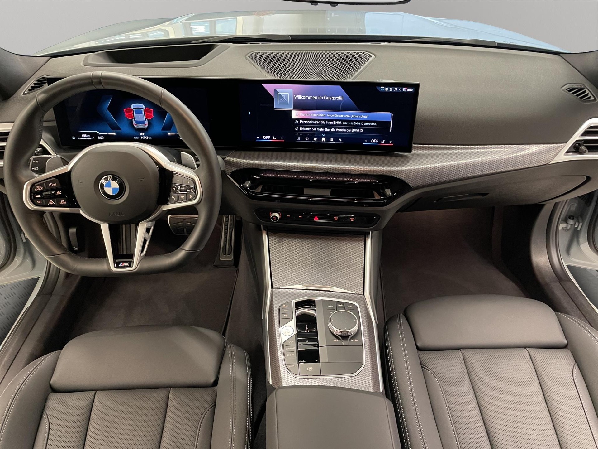 BMW 330d xDrive 48V Touring-image-11