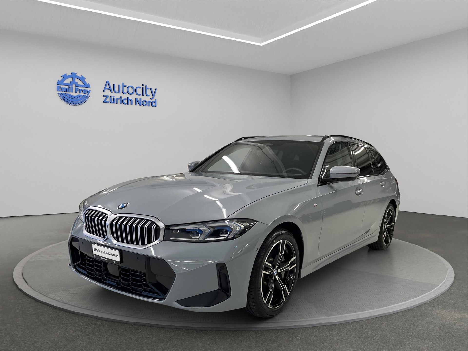 BMW 330d xDrive 48V Touring