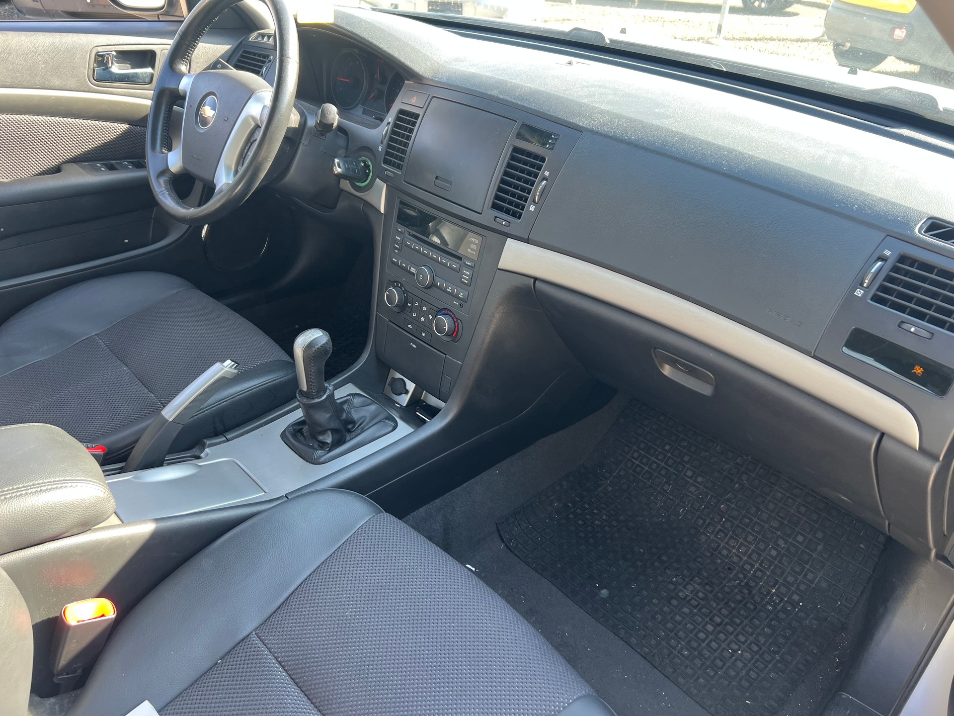 CHEVROLET Epica 2.0 LT-image-12