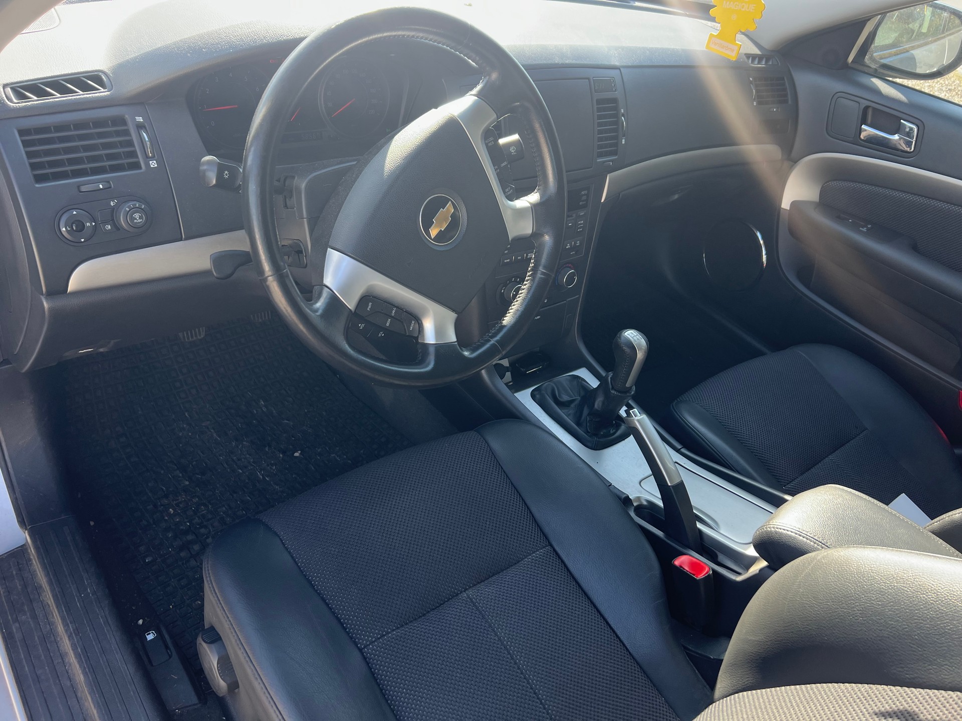 CHEVROLET Epica 2.0 LT-image-10