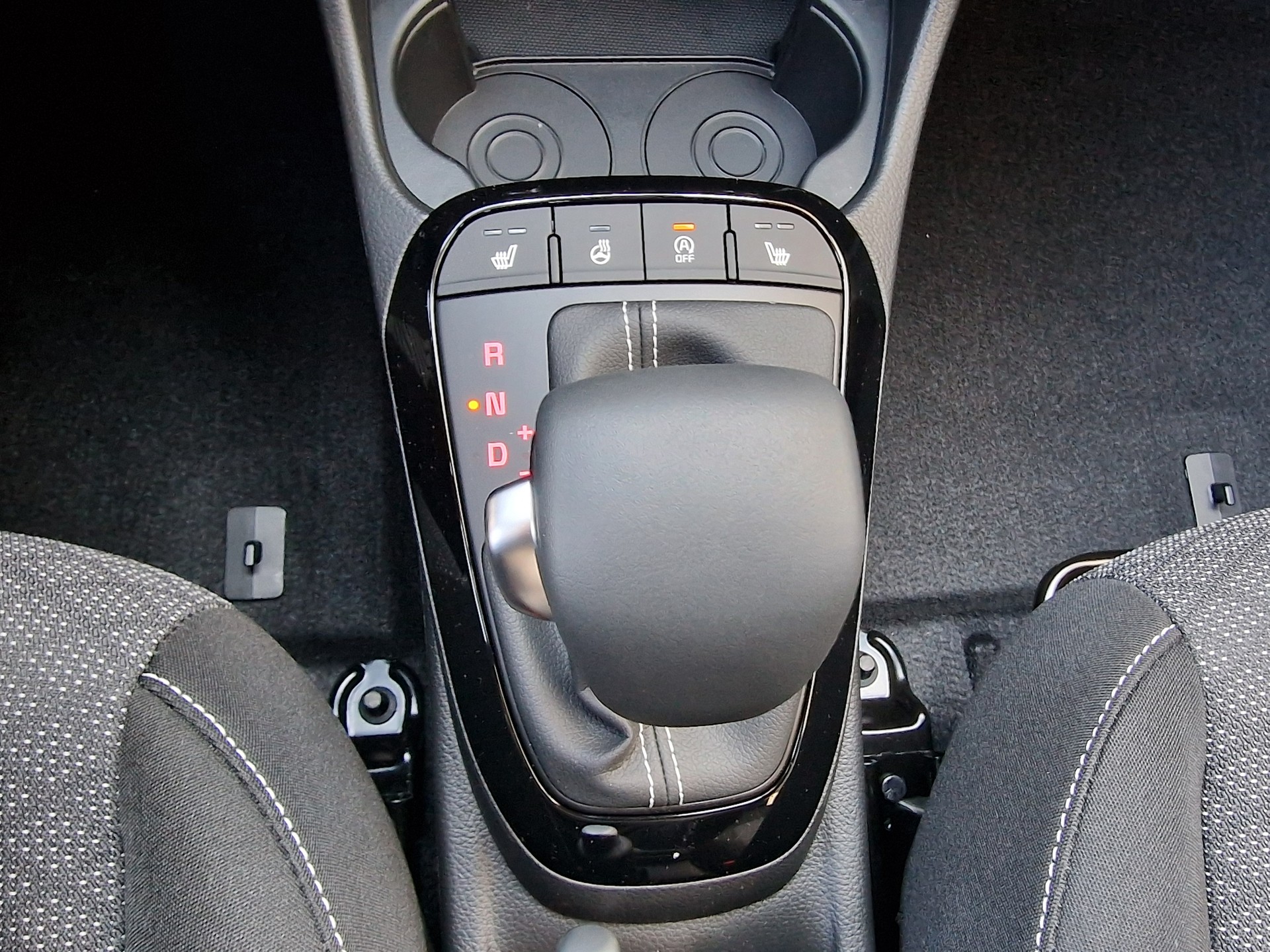 KIA Picanto 1.0 GDi First Edition Automatic-image-10