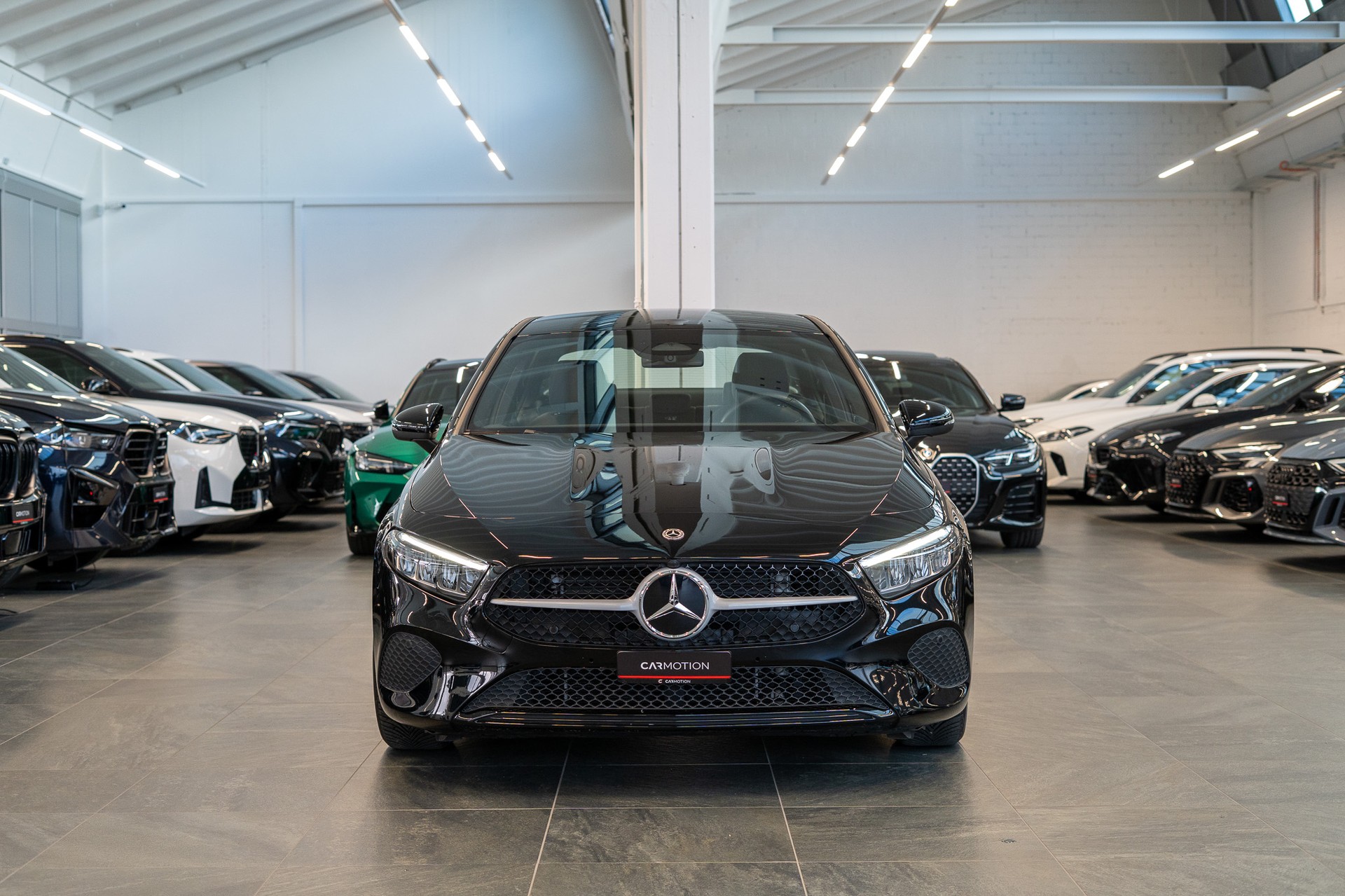 MERCEDES-BENZ A 180 Progressive Limousine / Facelift / Rückfahrkamera / Sitzheizung-showroom-element-1