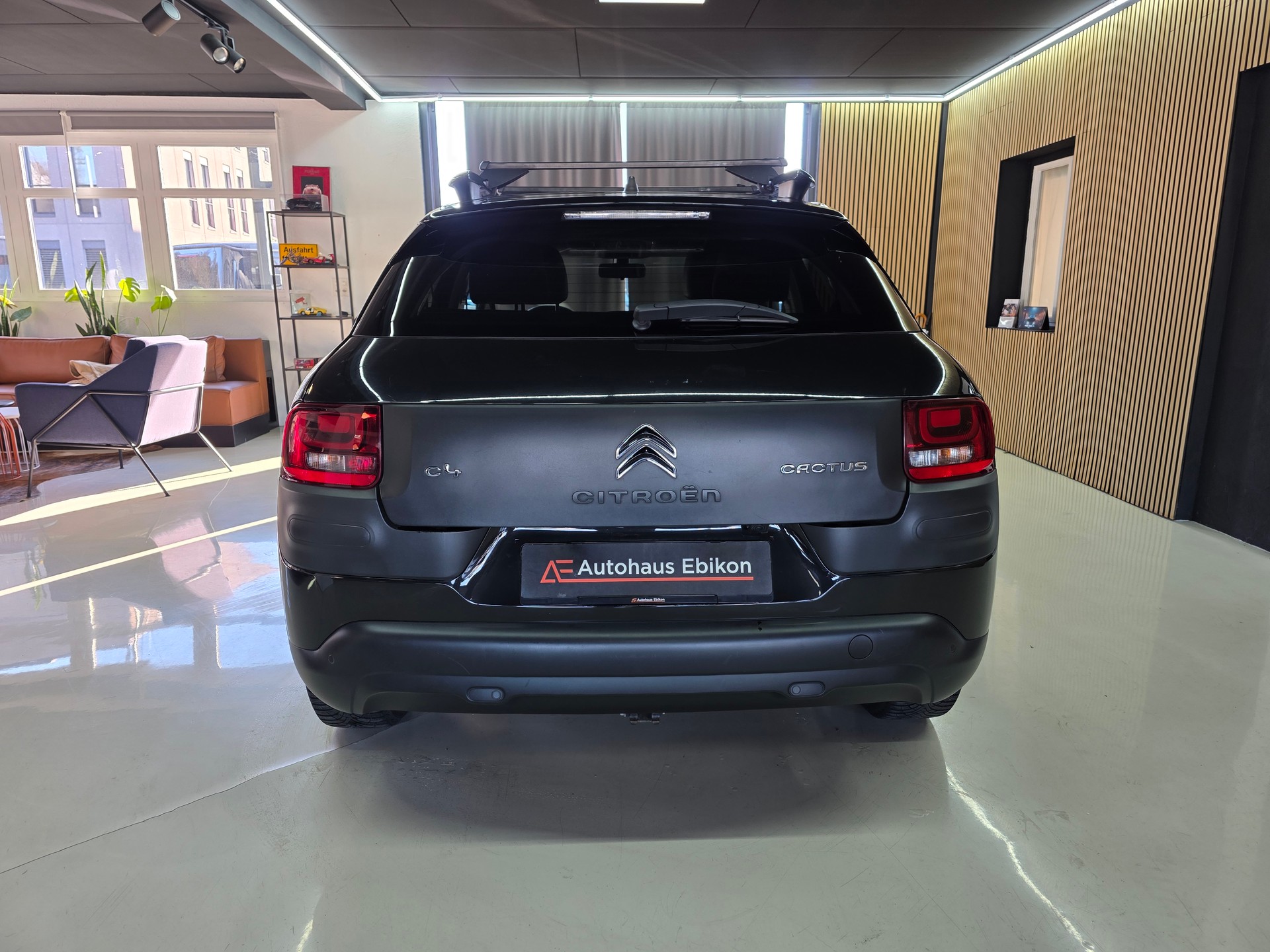 CITROEN C4 Cactus 1.2 e-THP Shine Edition-image-5