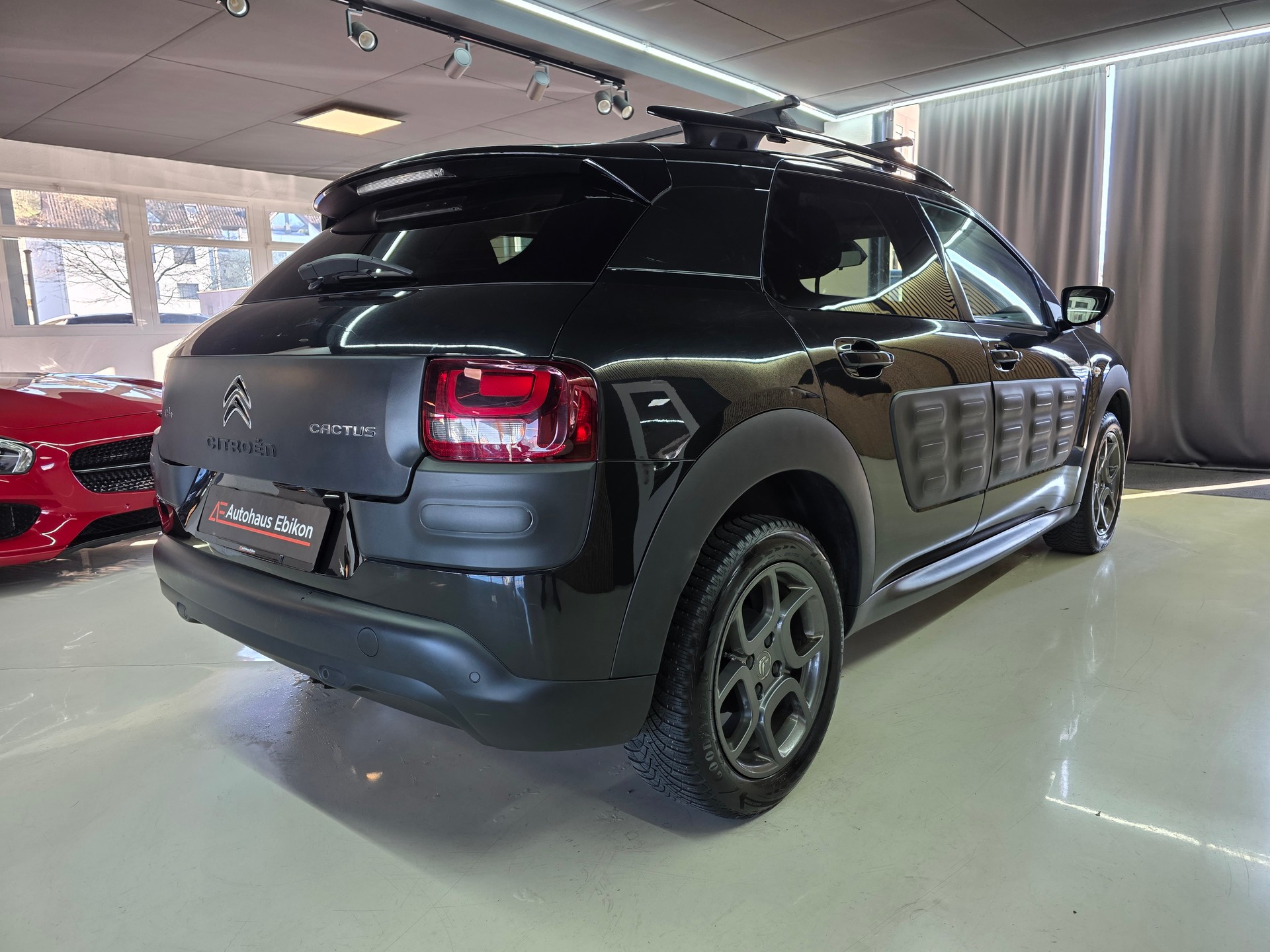 CITROEN C4 Cactus 1.2 e-THP Shine Edition-image-6