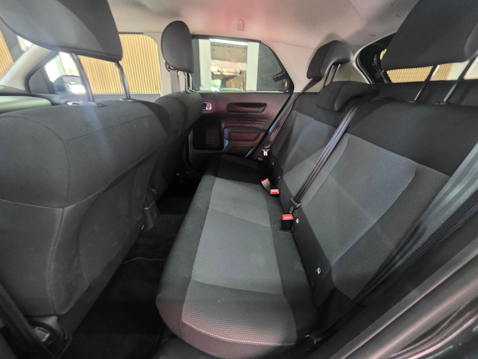 CITROEN C4 Cactus 1.2 e-THP Shine Edition-image-13