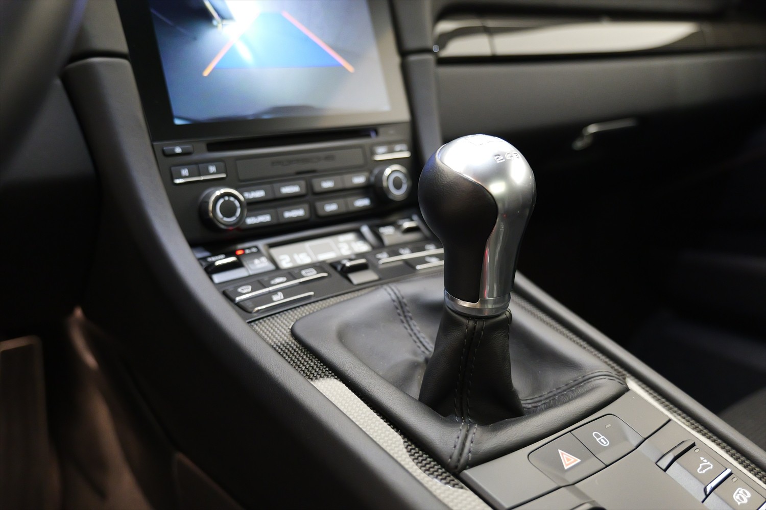 PORSCHE 911 GT3-image-6