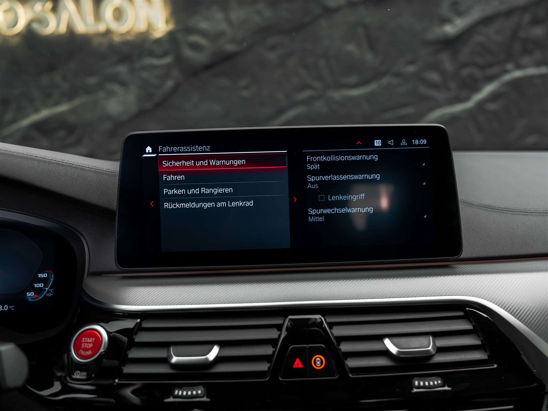 BMW M5 xDrive Competition Drivelogic *Carbon Dach*Head-Up*360°*-image-48