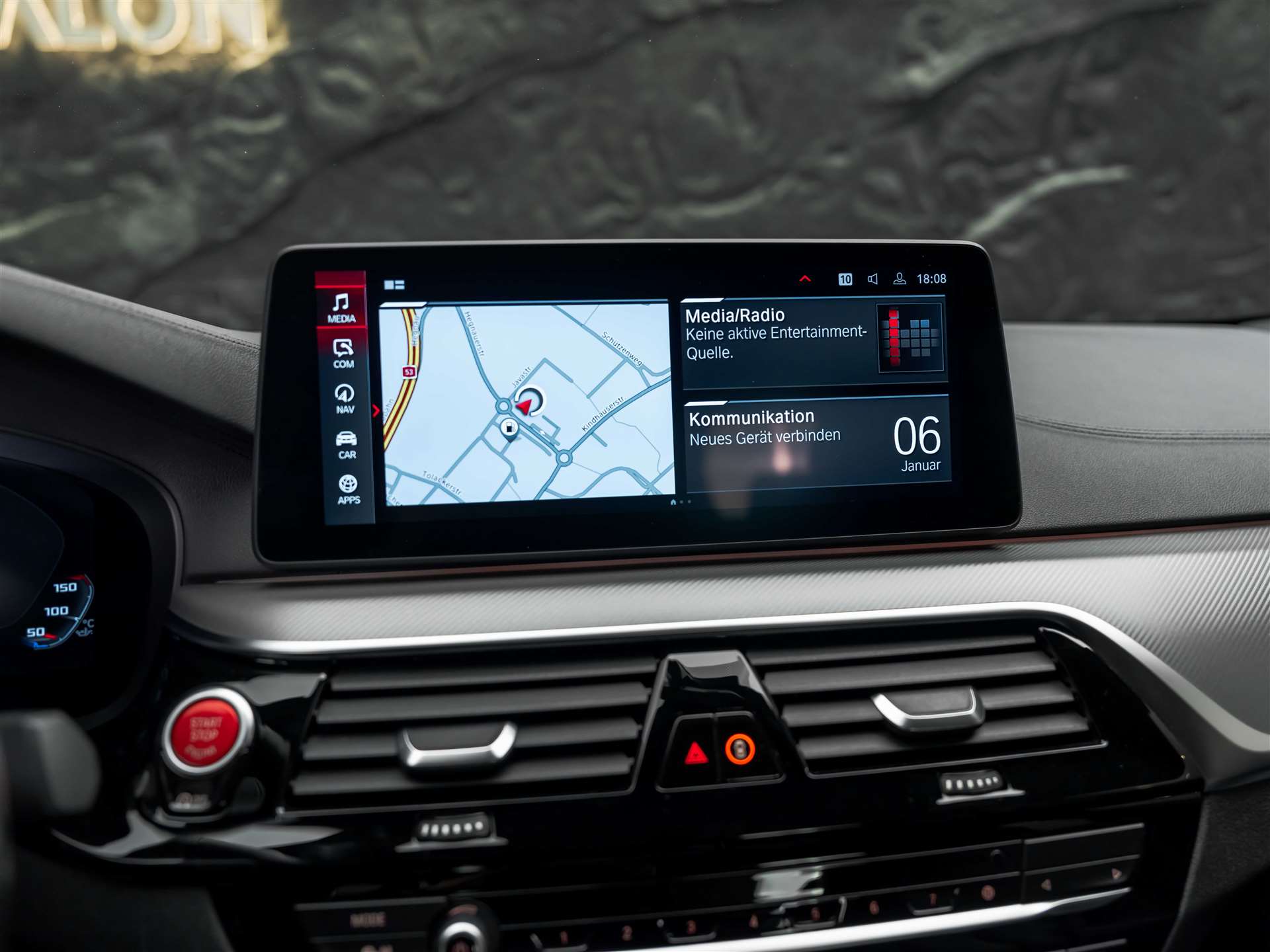 BMW M5 xDrive Competition Drivelogic *Carbon Dach*Head-Up*360°*-image-45