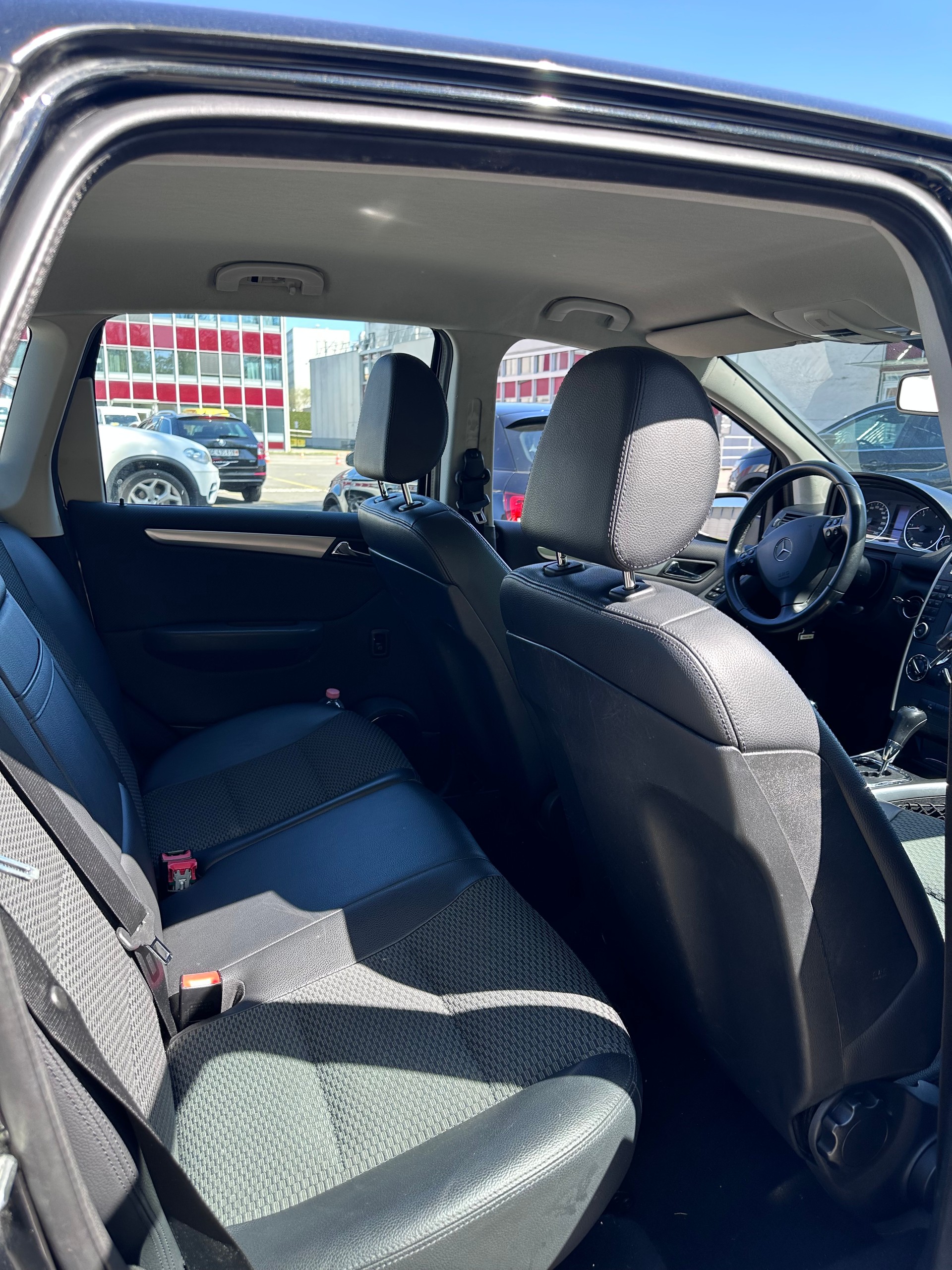 MERCEDES-BENZ A 180 CDI Classic Autotronic-image-6