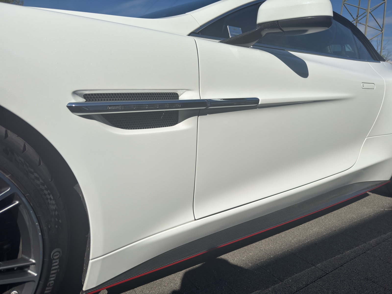 ASTON MARTIN Vanquish Volante V12 5.9-48 Touchtronic 3-image-14