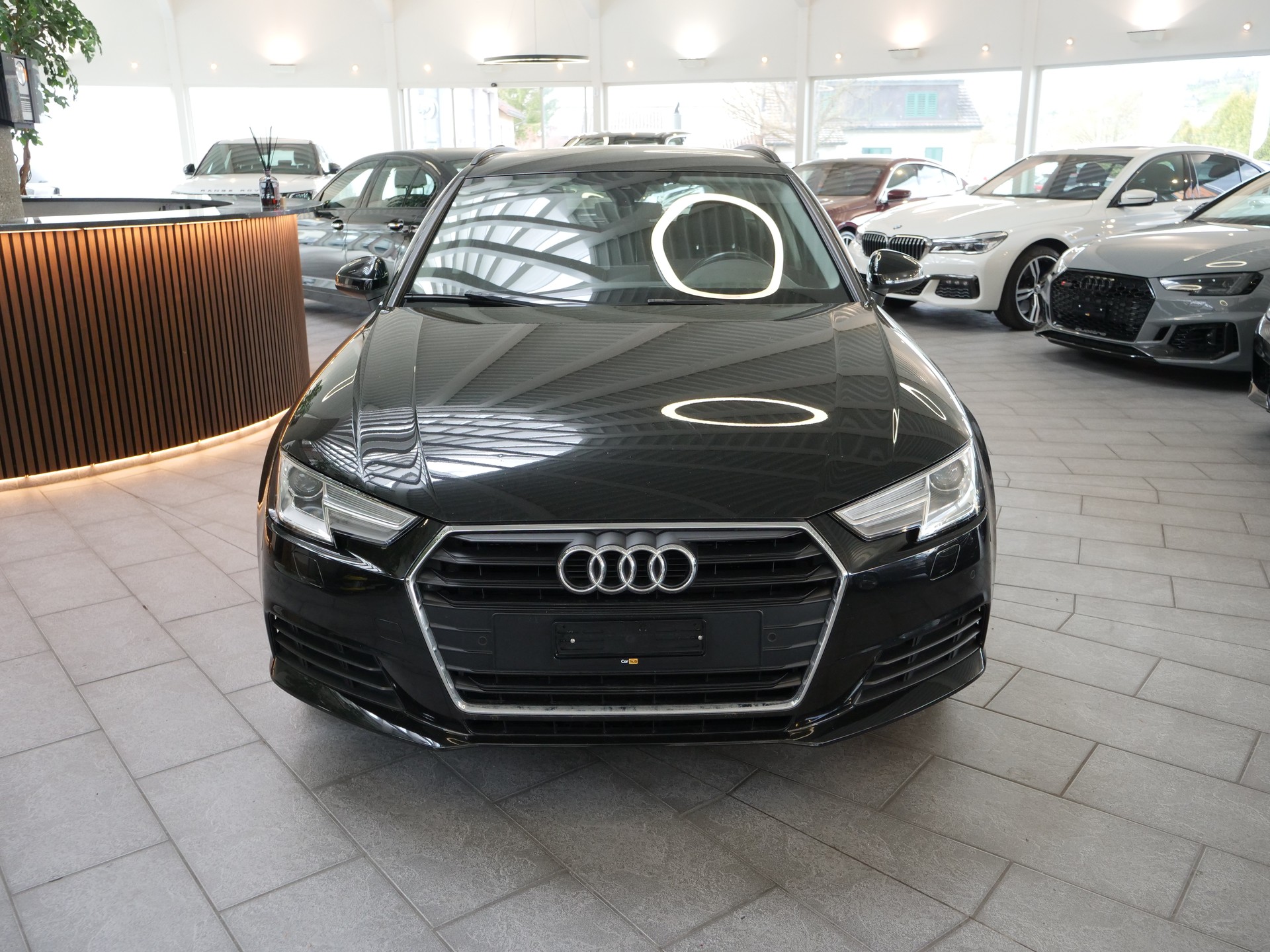 AUDI A4 Avant 2.0 TDI S-tronic-image-4