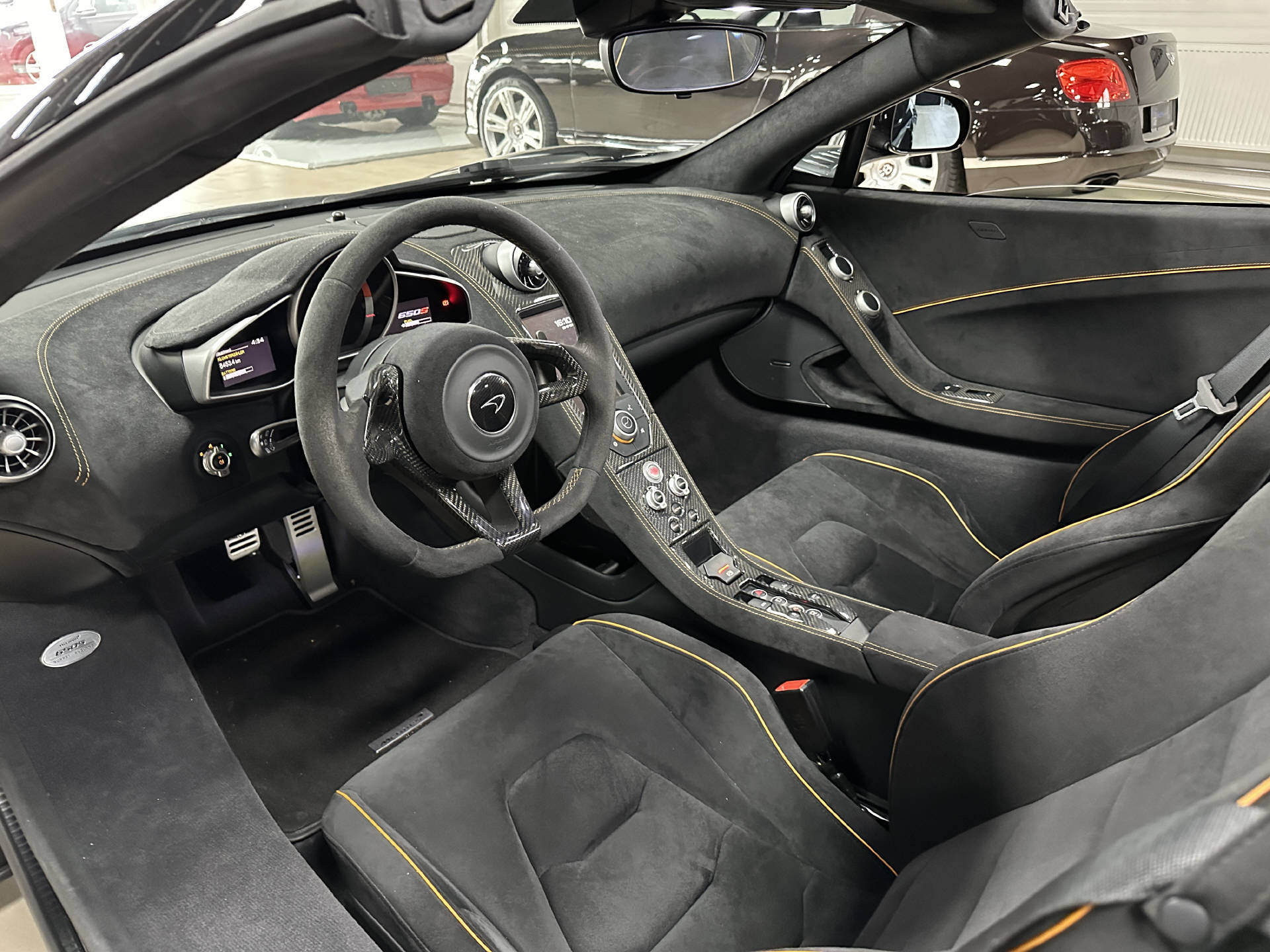 McLAREN 650S Spider 3.8 V8 SSG-image-8