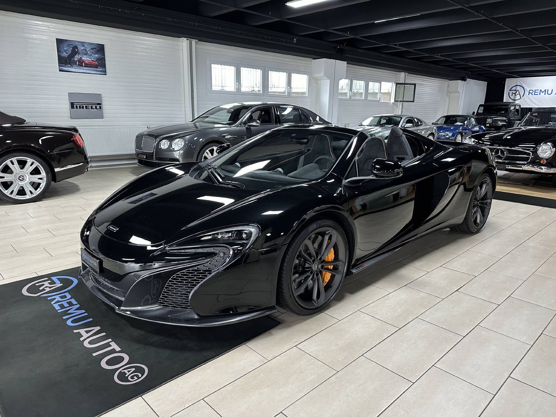 McLAREN 650S Spider 3.8 V8 SSG-showroom-element-2