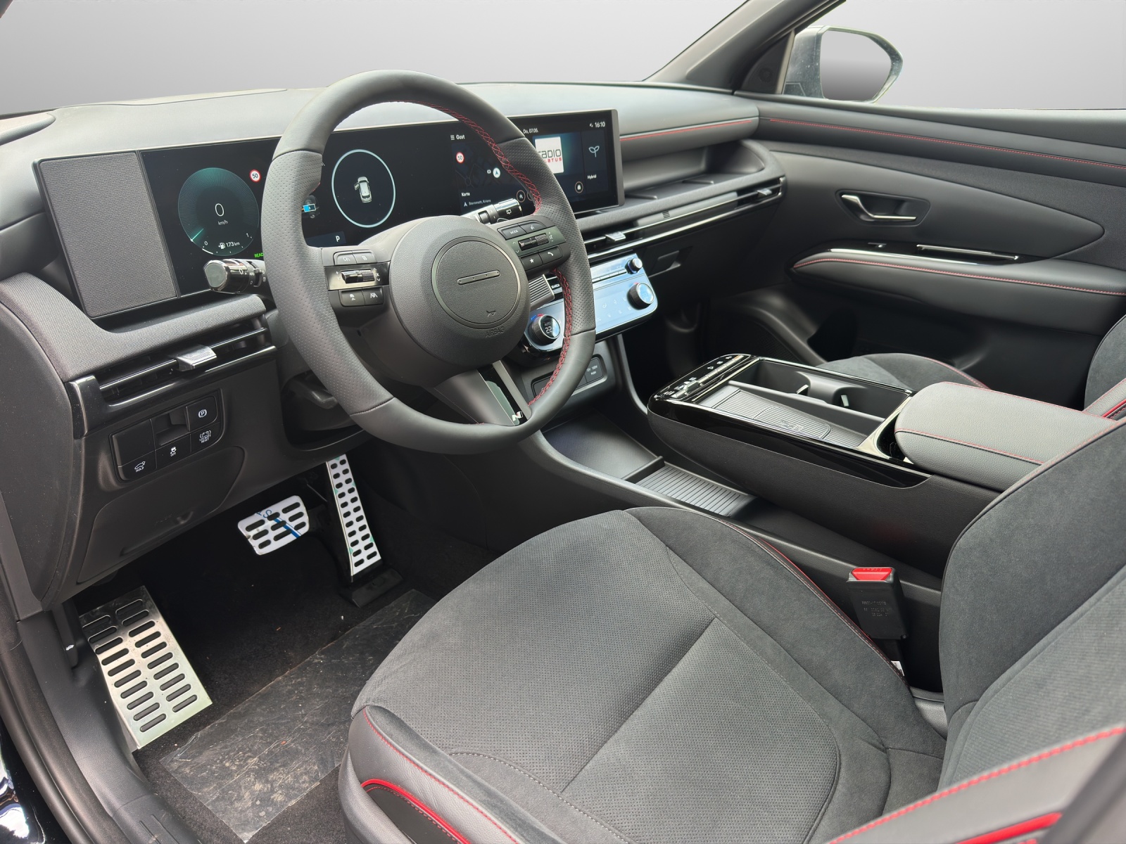 HYUNDAI Tucson 1.6 T-GDi HEV N-Line Sunroof 4WD MY26-image-4