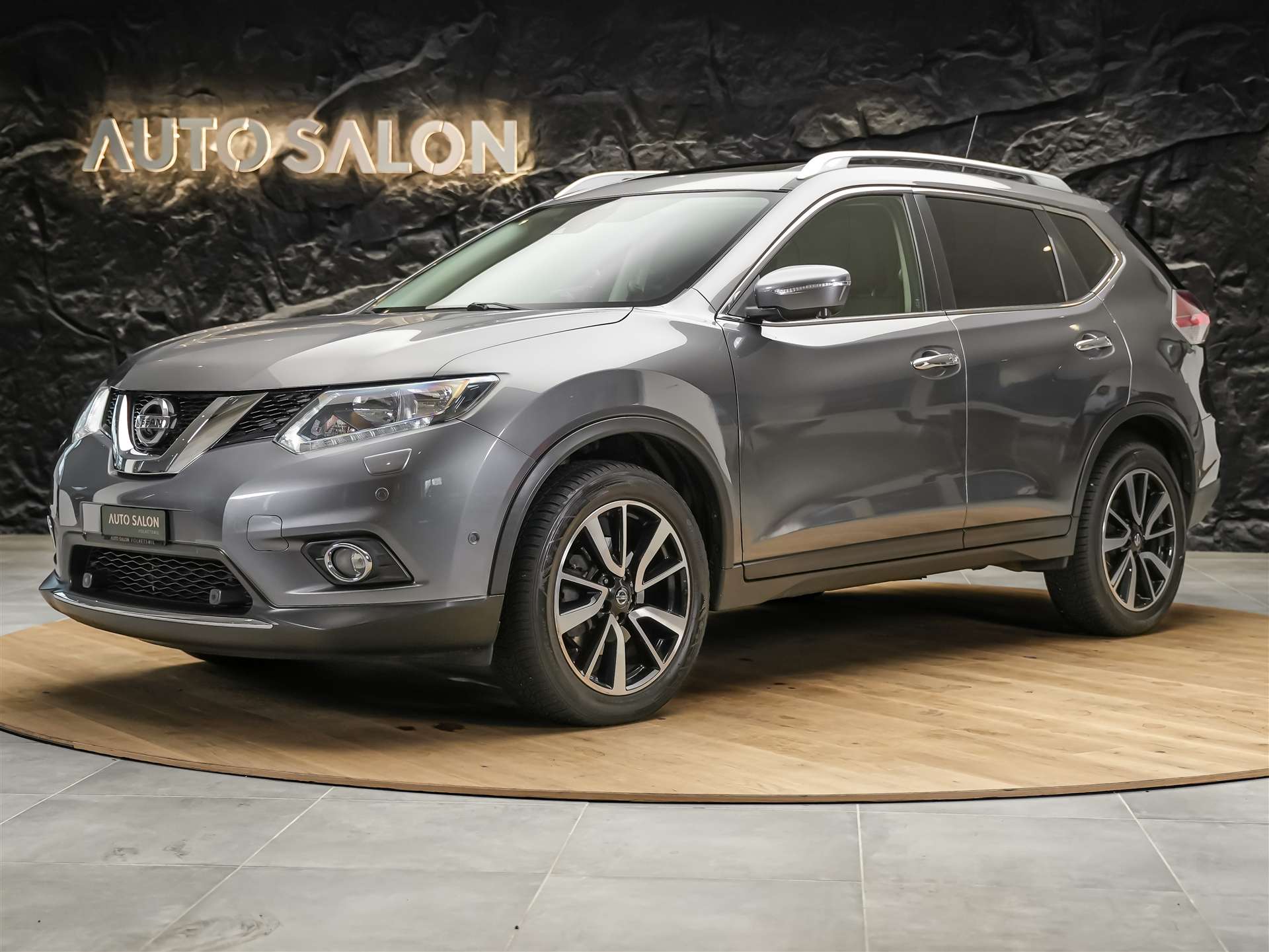 NISSAN X-Trail 2.0 dCi N-Vision 4x4 *Panorama*360° Kamera*Navigationssystem*-showroom-element-1