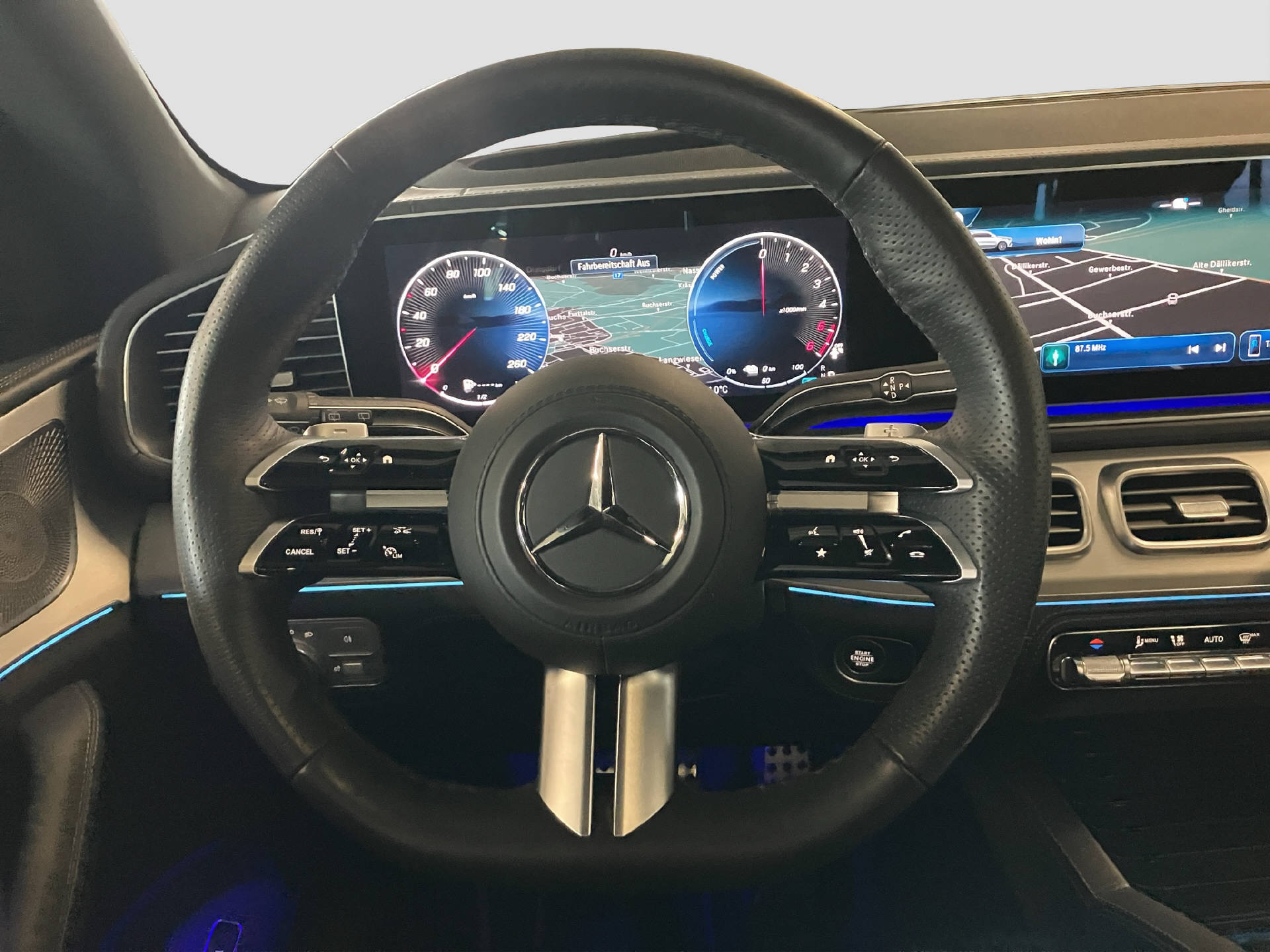 MERCEDES-BENZ GLE 350 de AMG Line 4MATIC-image-9