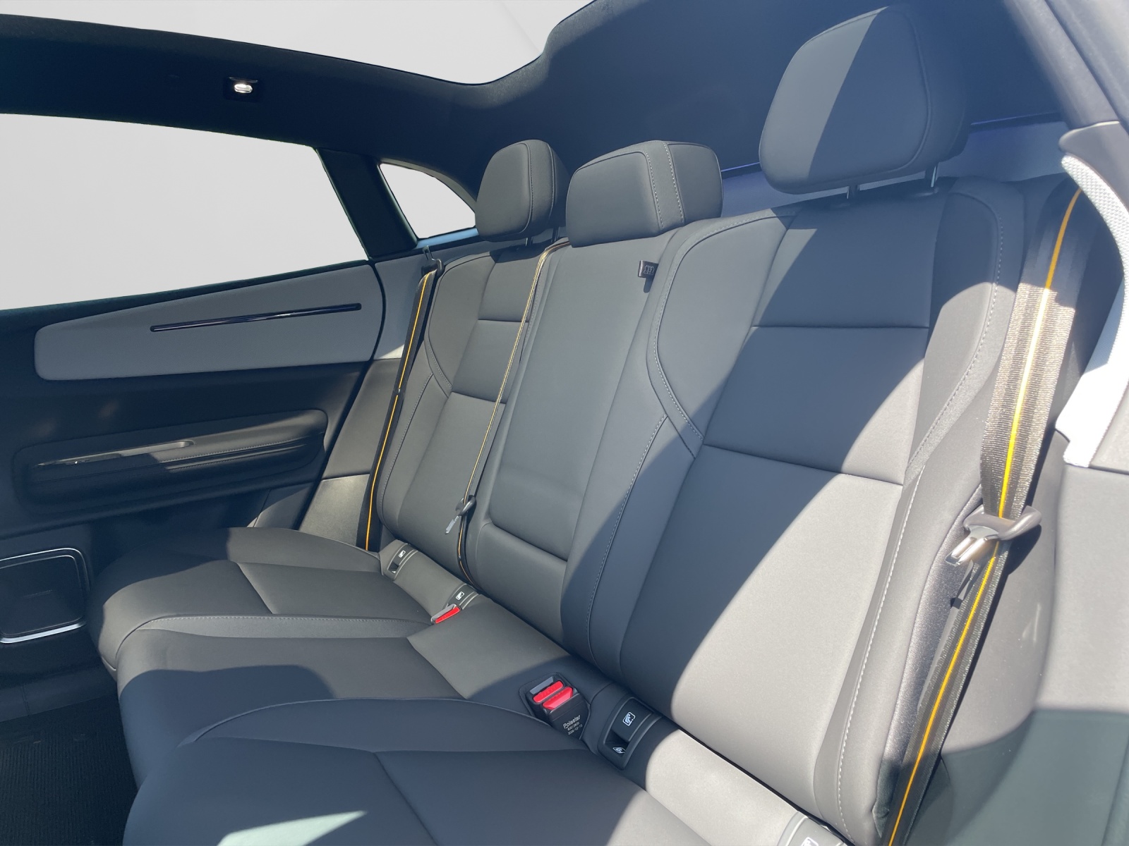 POLESTAR 4 Long Range Single Motor Prime-image-13