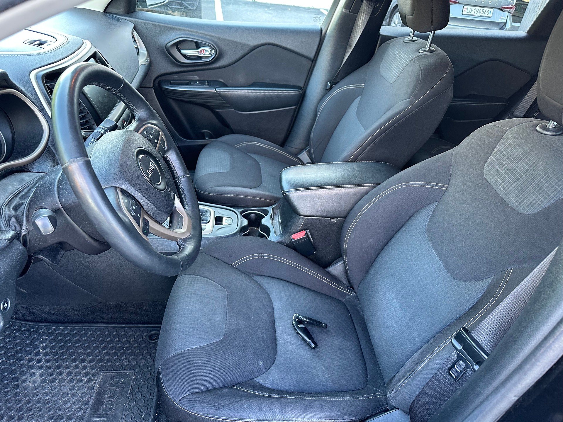 JEEP Cherokee 2.2TD Night Eagle AWD 9ATX AD-image-6