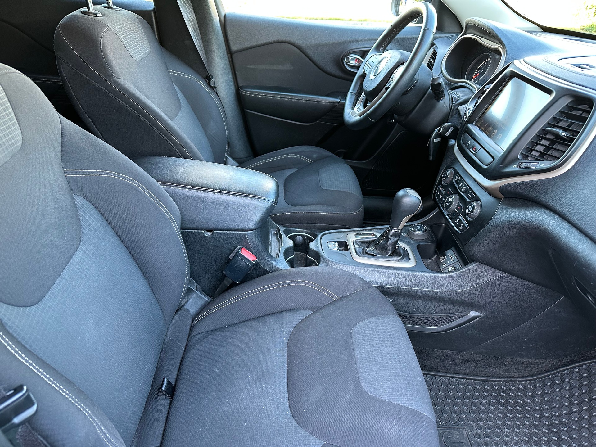 JEEP Cherokee 2.2TD Night Eagle AWD 9ATX AD-image-8